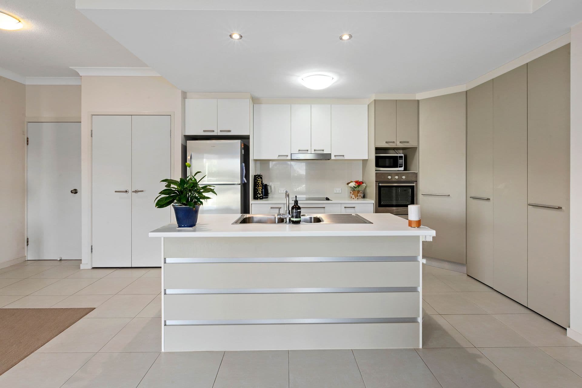 9/13 Louis Street, Redcliffe, QLD, 4020, Redcliffe - Thumbnail 4