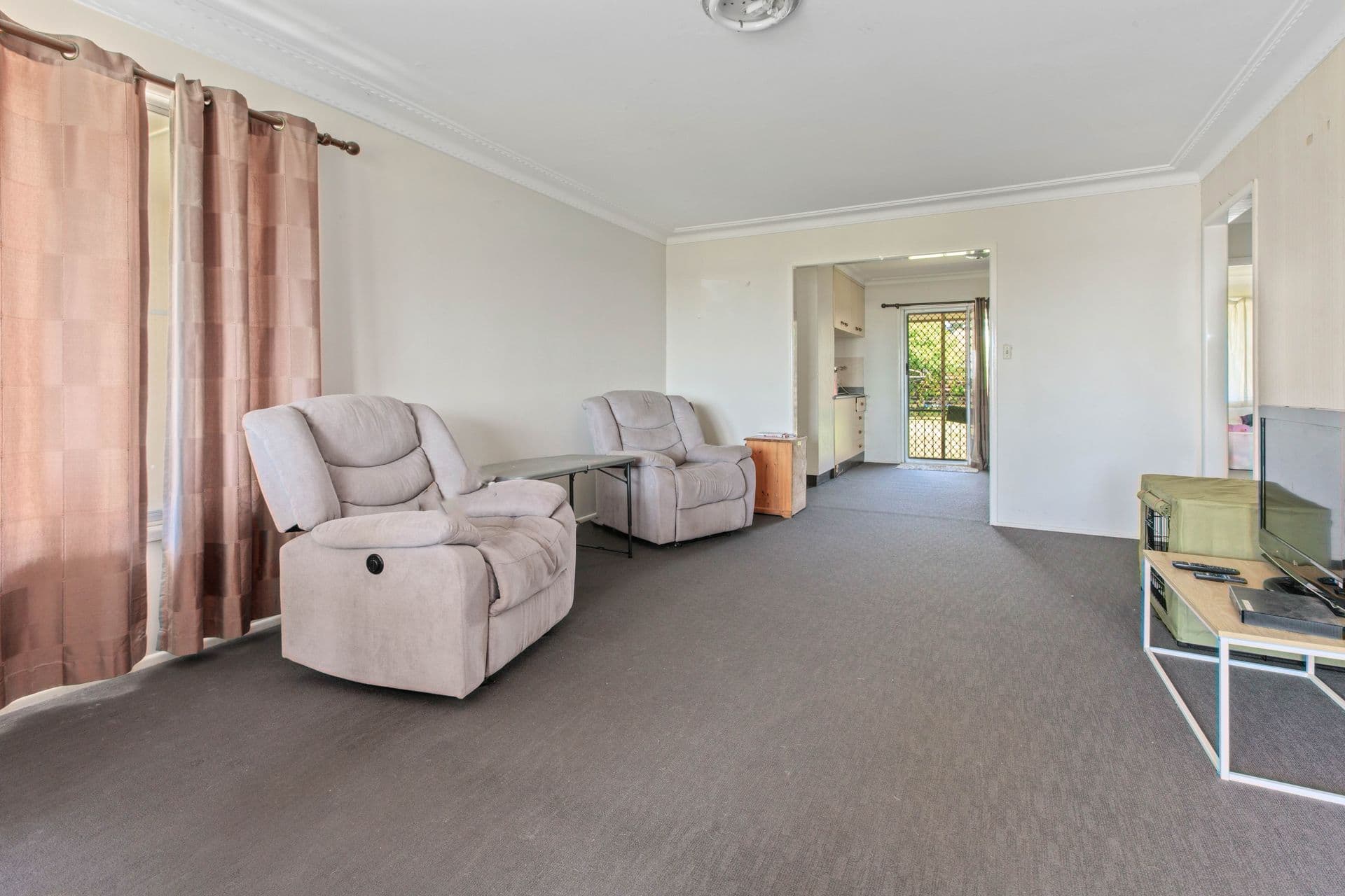3 Hibiscus Avenue, Redcliffe, QLD, 4020, Redcliffe - Thumbnail 3