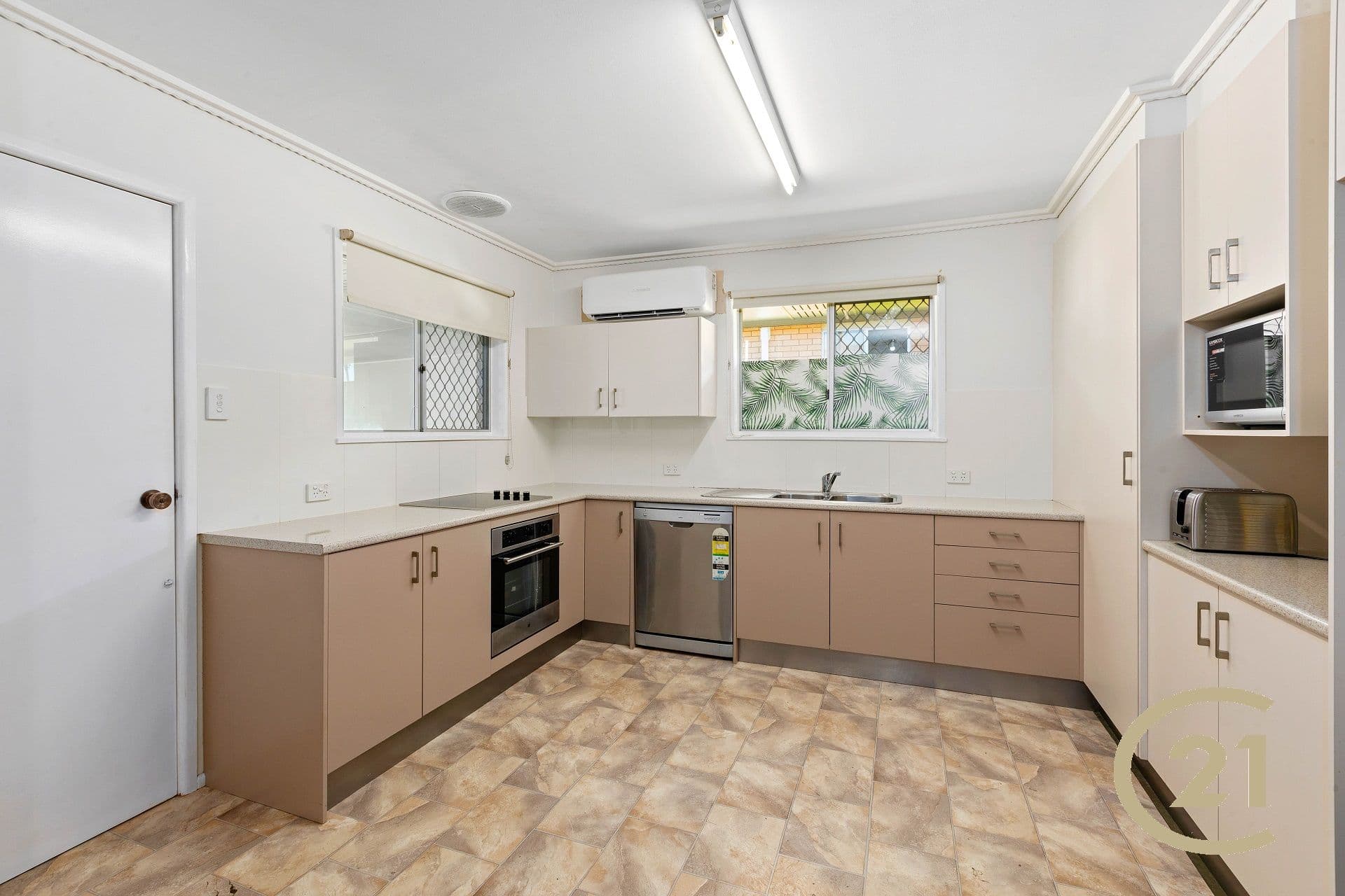 14 Kinyunga Street, Kippa-ring, QLD, 4021, Kippa-Ring - Thumbnail 5