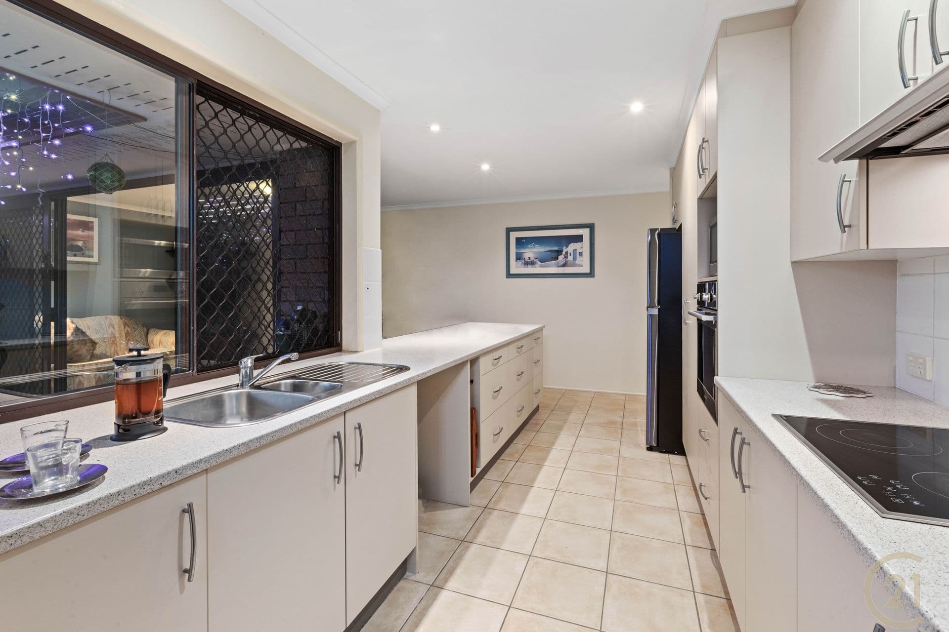 27 Southern Cross Drive, Newport, QLD, 4020, Newport - Thumbnail 8
