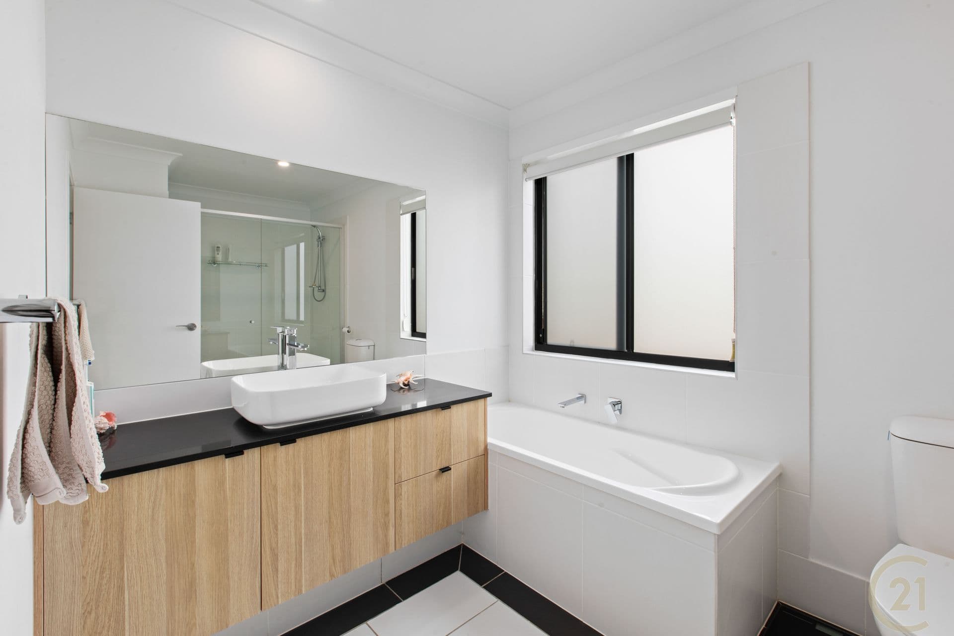 6/13-15 Bramble Street, Woody Point, QLD, 4019, Woody Point - Thumbnail 4