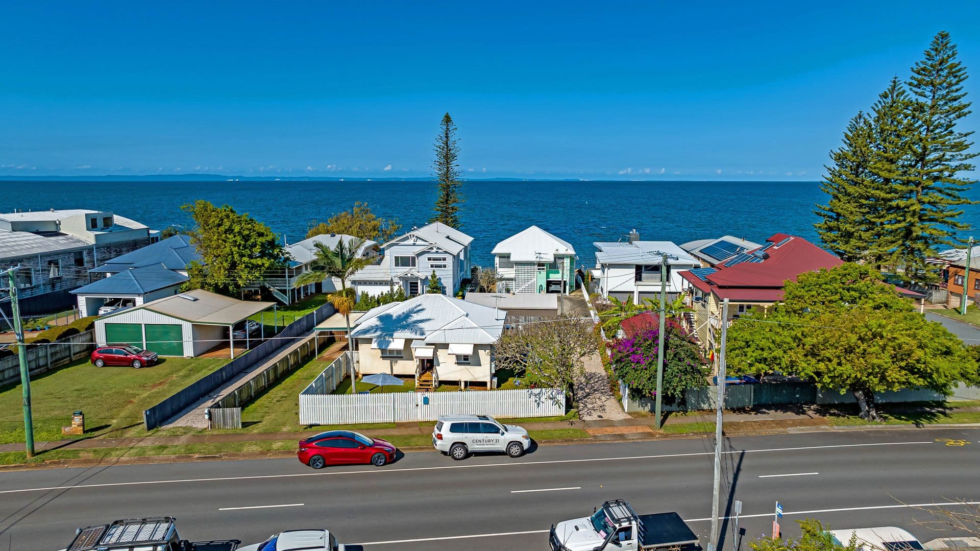 37 Prince Edward Parade, Redcliffe, QLD, 4020, Redcliffe - Thumbnail 2