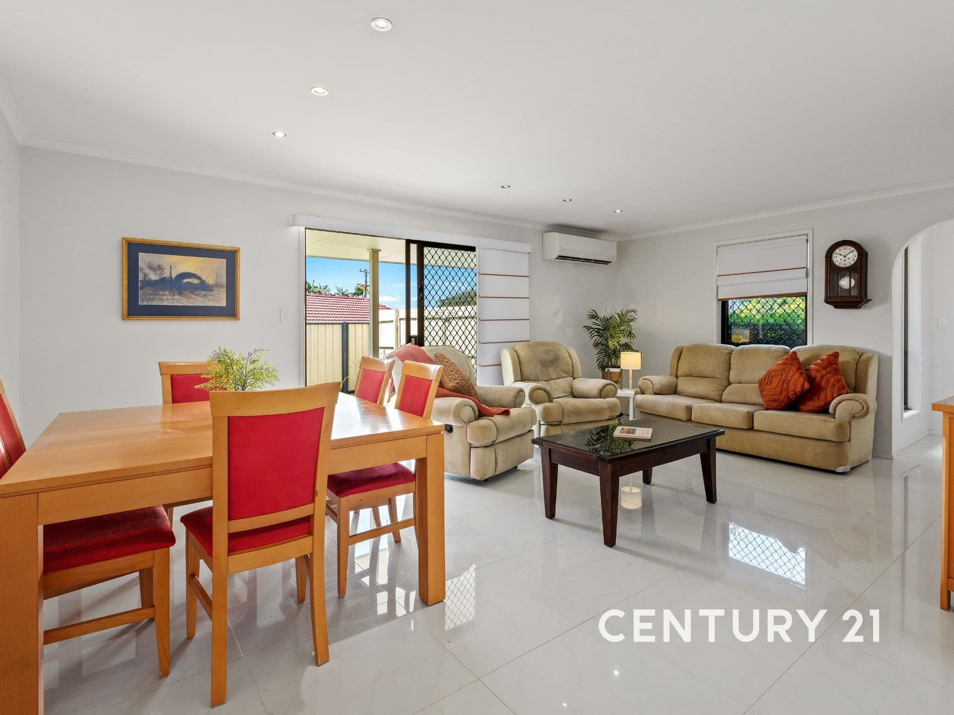 5 Harding Boulevard, Mount Warren Park, QLD, 4207, Mount Warren Park - Thumbnail 4
