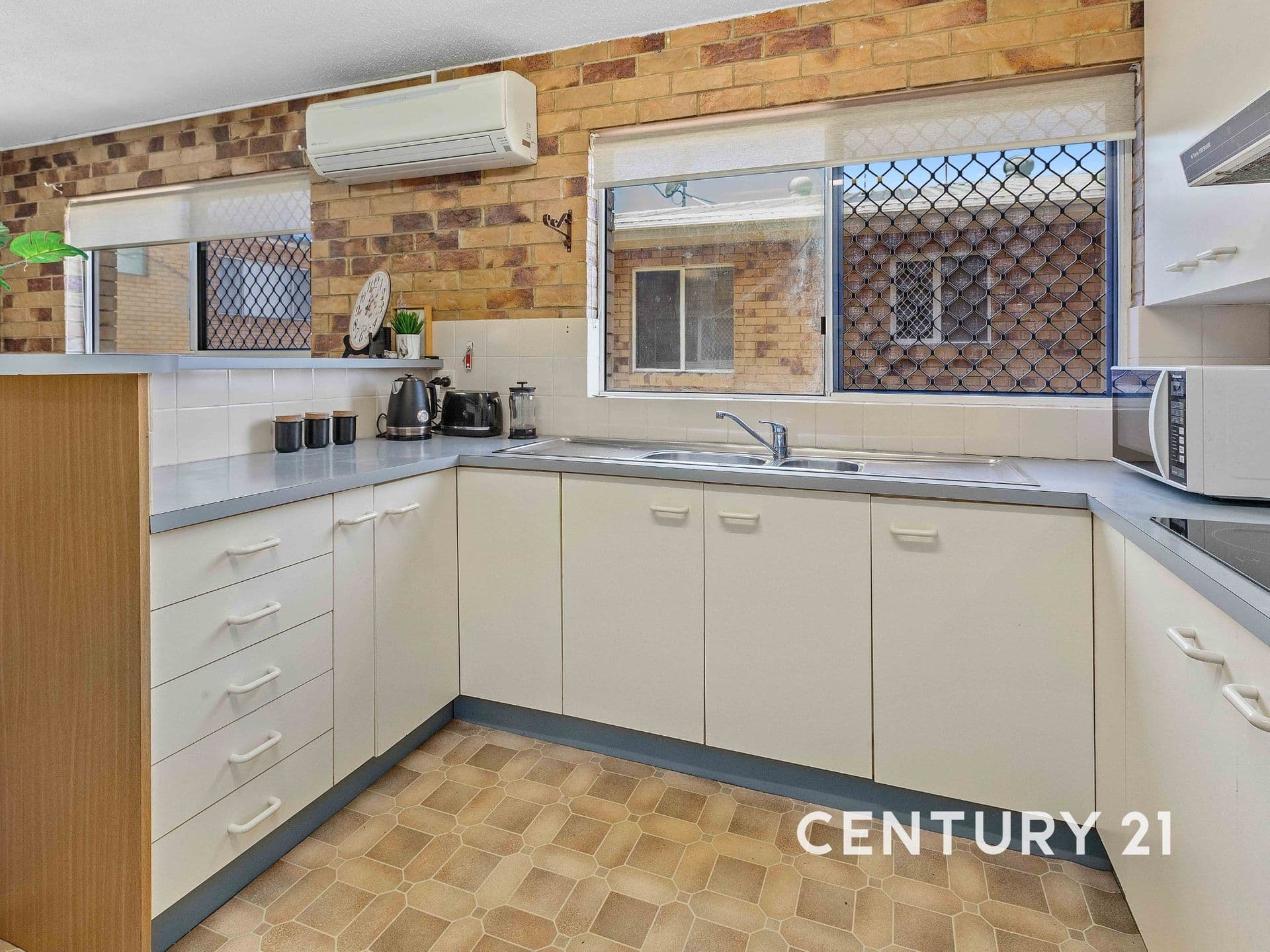 4/18 Tramore Street, Margate, QLD, 4019, Margate - Thumbnail 4