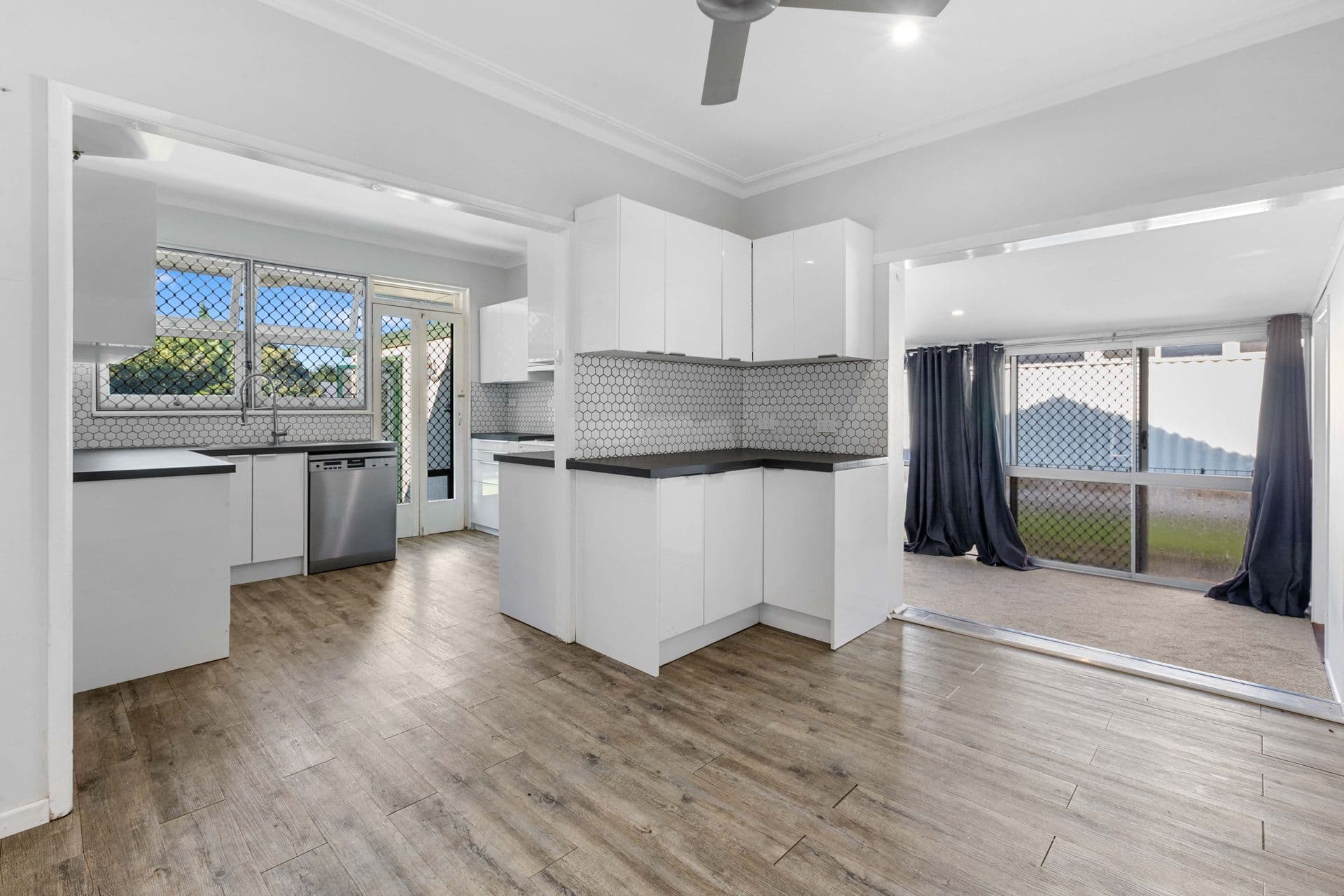 8 Croston Street, Clontarf, QLD, 4019, Clontarf - Thumbnail 6