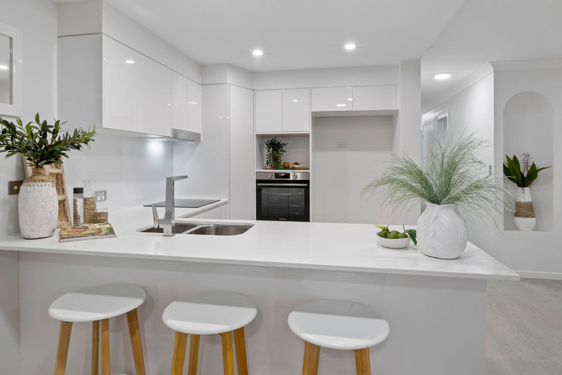 2/94-98 Prince Edward Parade, Redcliffe, QLD, 4020, Redcliffe - Thumbnail 6