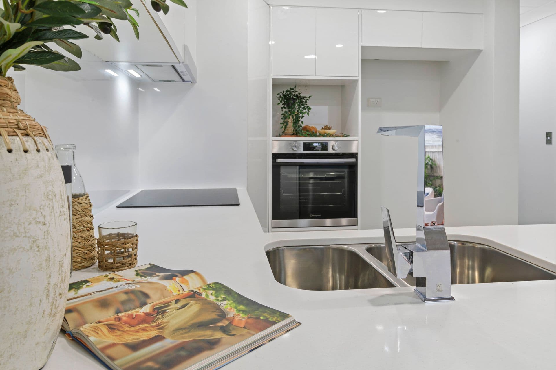 2/94-98 Prince Edward Parade, Redcliffe, QLD, 4020, Redcliffe - Thumbnail 7