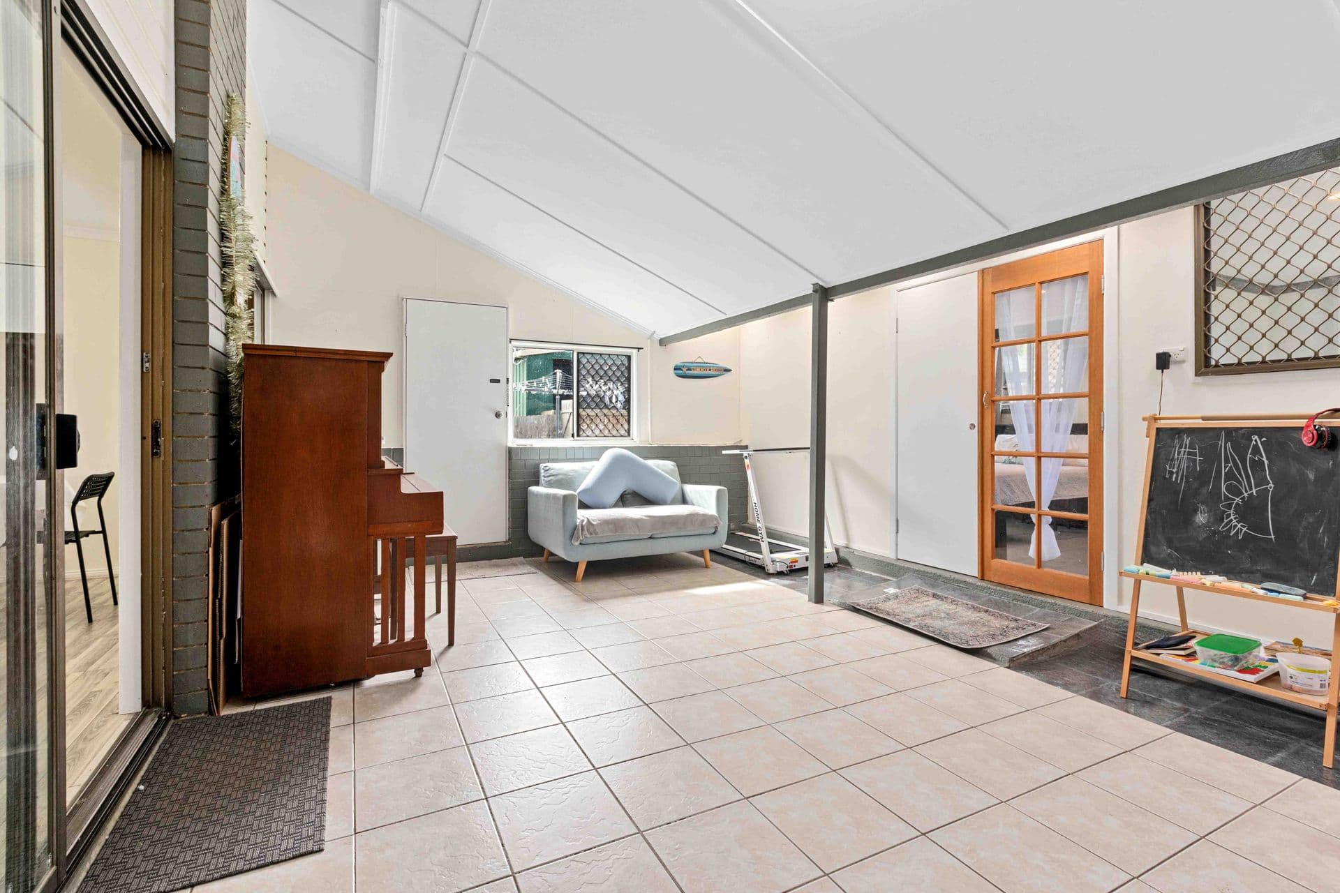 16 Hodges Street, Redcliffe, QLD, 4020, Redcliffe - Thumbnail 6