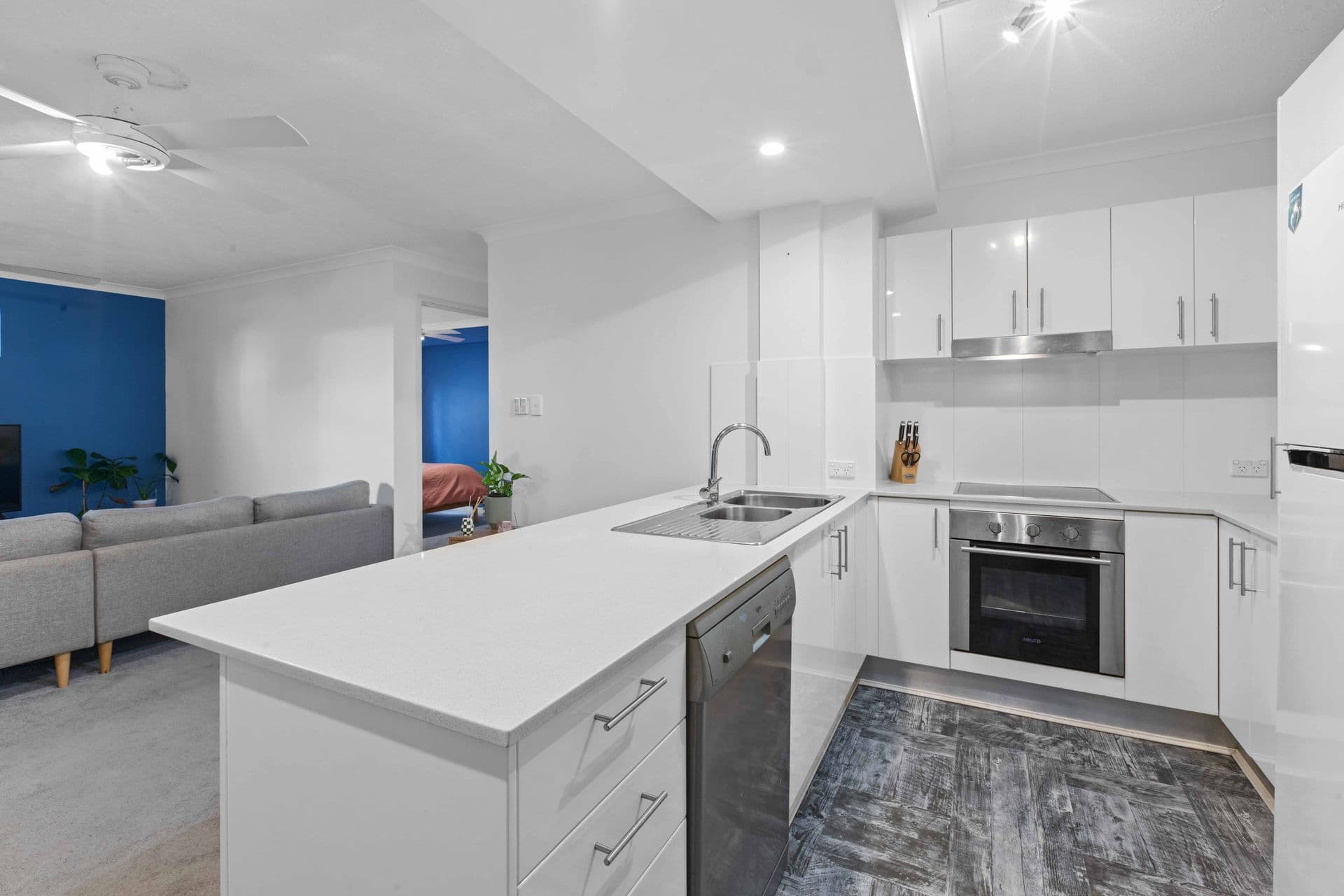 5/8 Bunton Street, Scarborough, QLD, 4020, Scarborough - Thumbnail 3