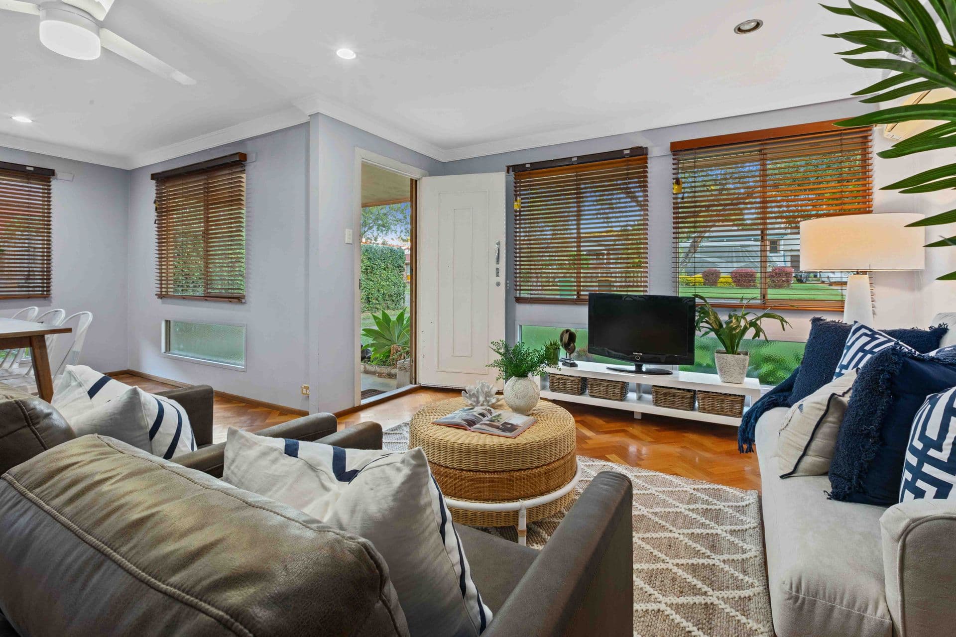 50 Porter Street, Redcliffe, QLD, 4020, Redcliffe - Thumbnail 3