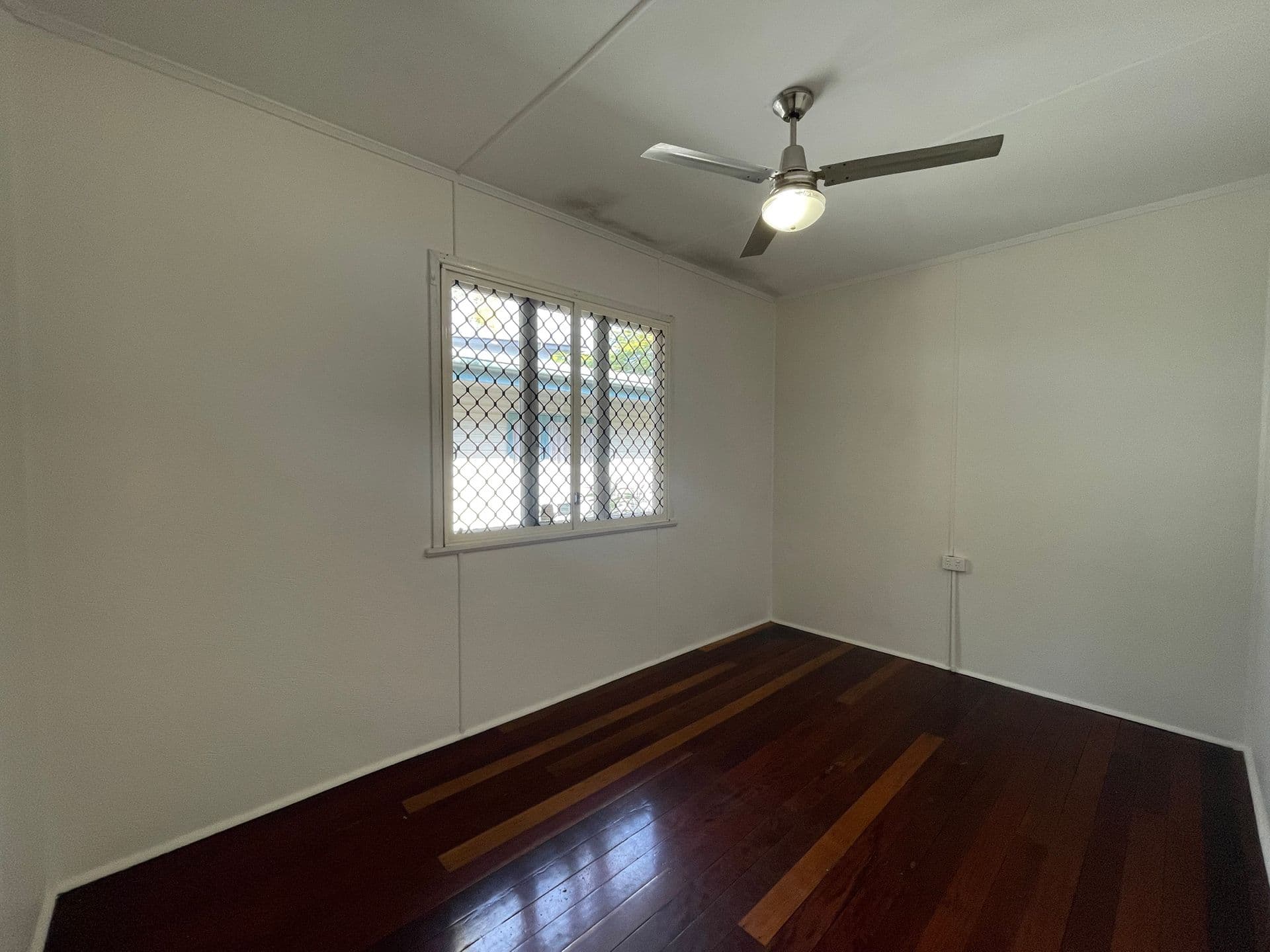 14 Livermore Street, Redcliffe, QLD, 4020, Redcliffe - Thumbnail 6