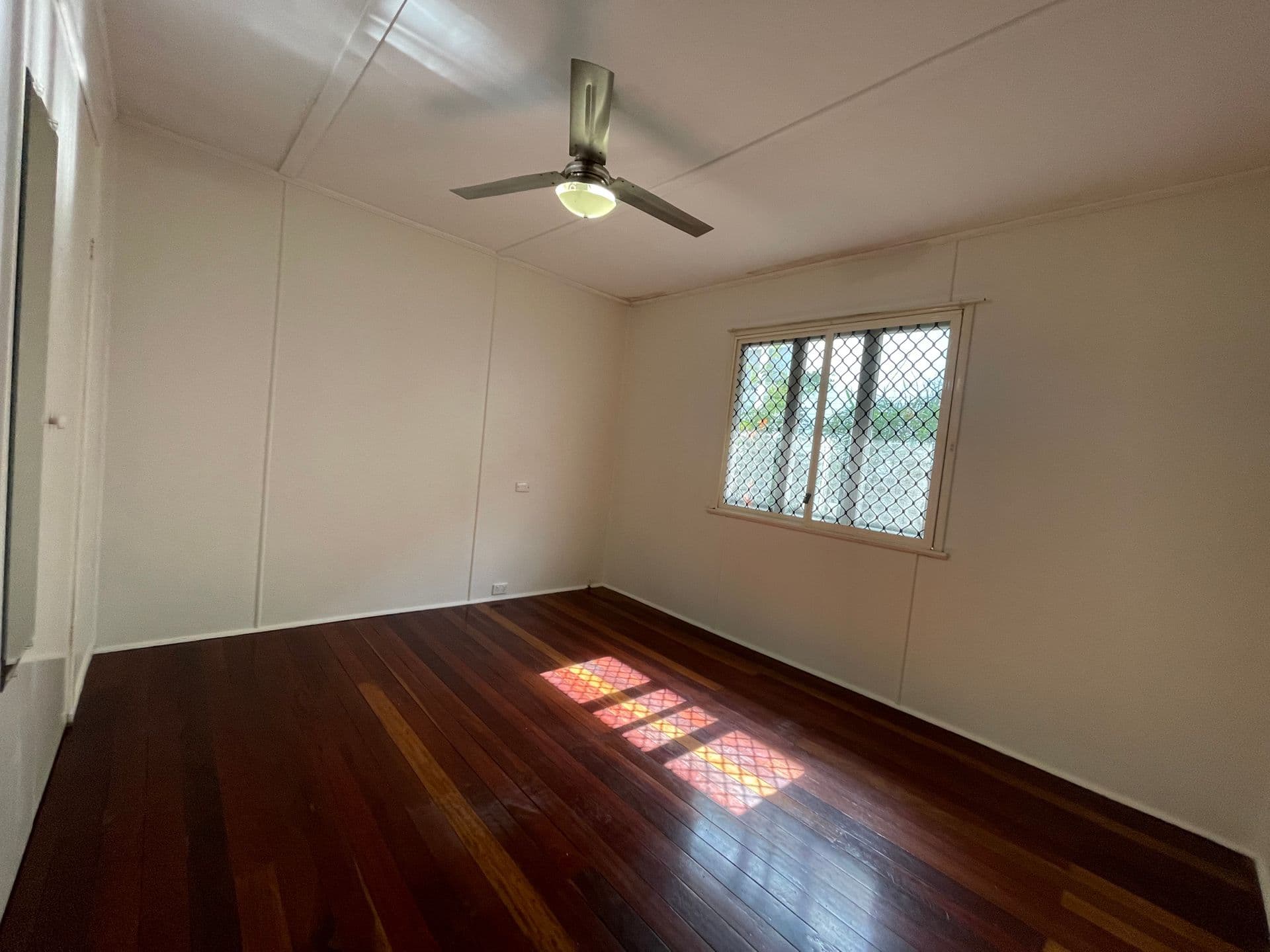 14 Livermore Street, Redcliffe, QLD, 4020, Redcliffe - Thumbnail 5