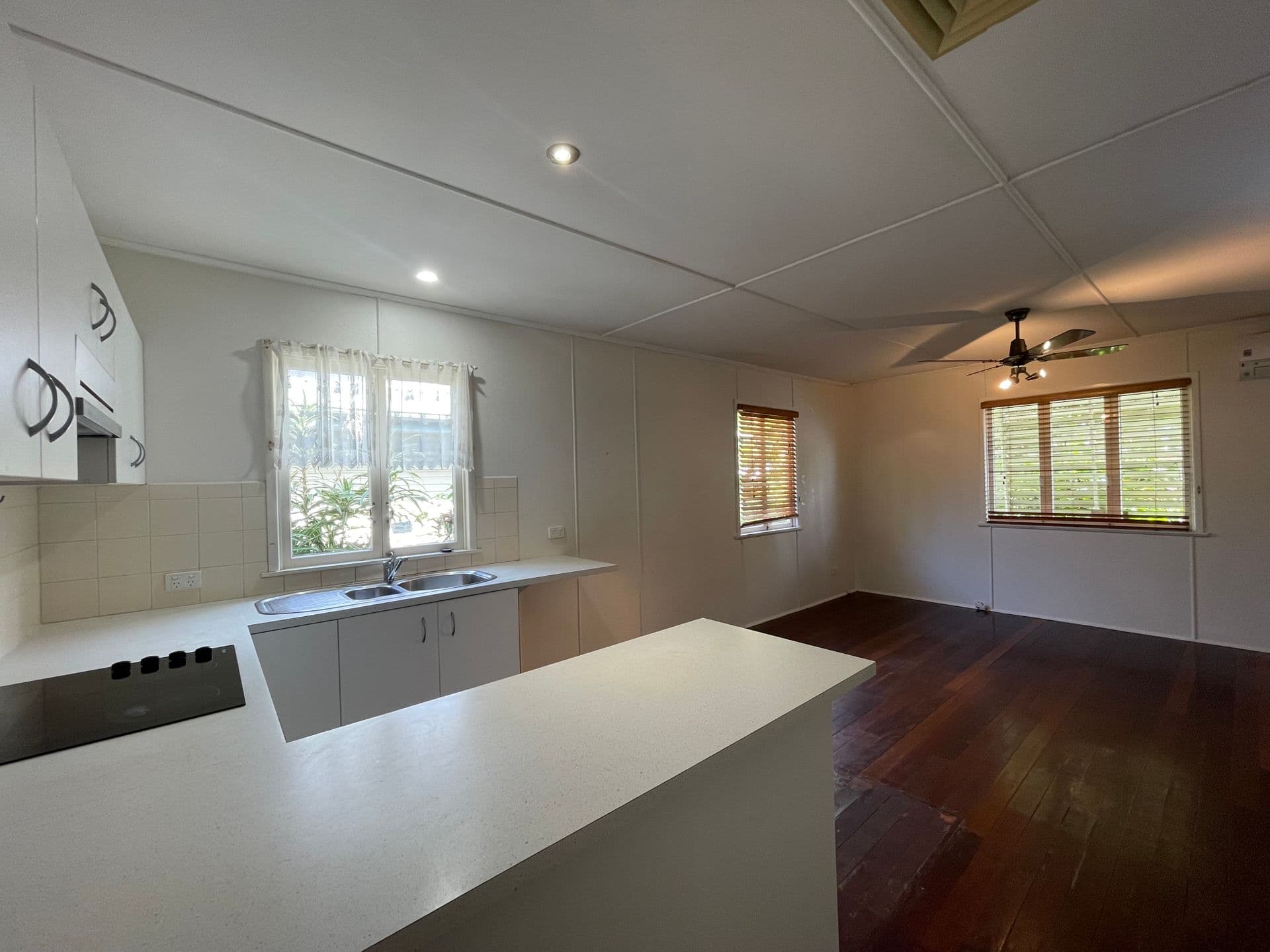 14 Livermore Street, Redcliffe, QLD, 4020, Redcliffe - Thumbnail 3