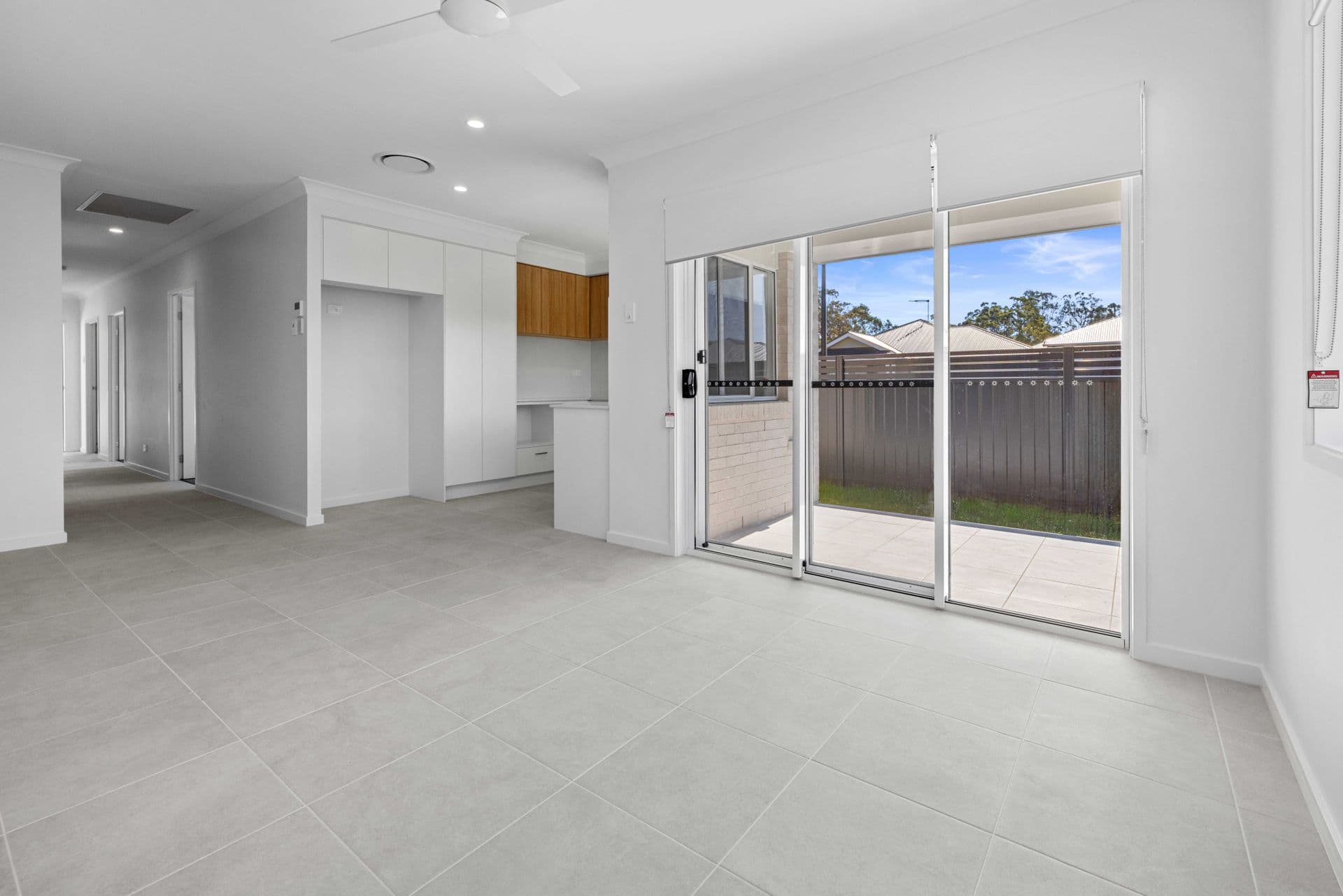 33 Moreton Parade, Morayfield, QLD, 4506, Morayfield - Thumbnail 2