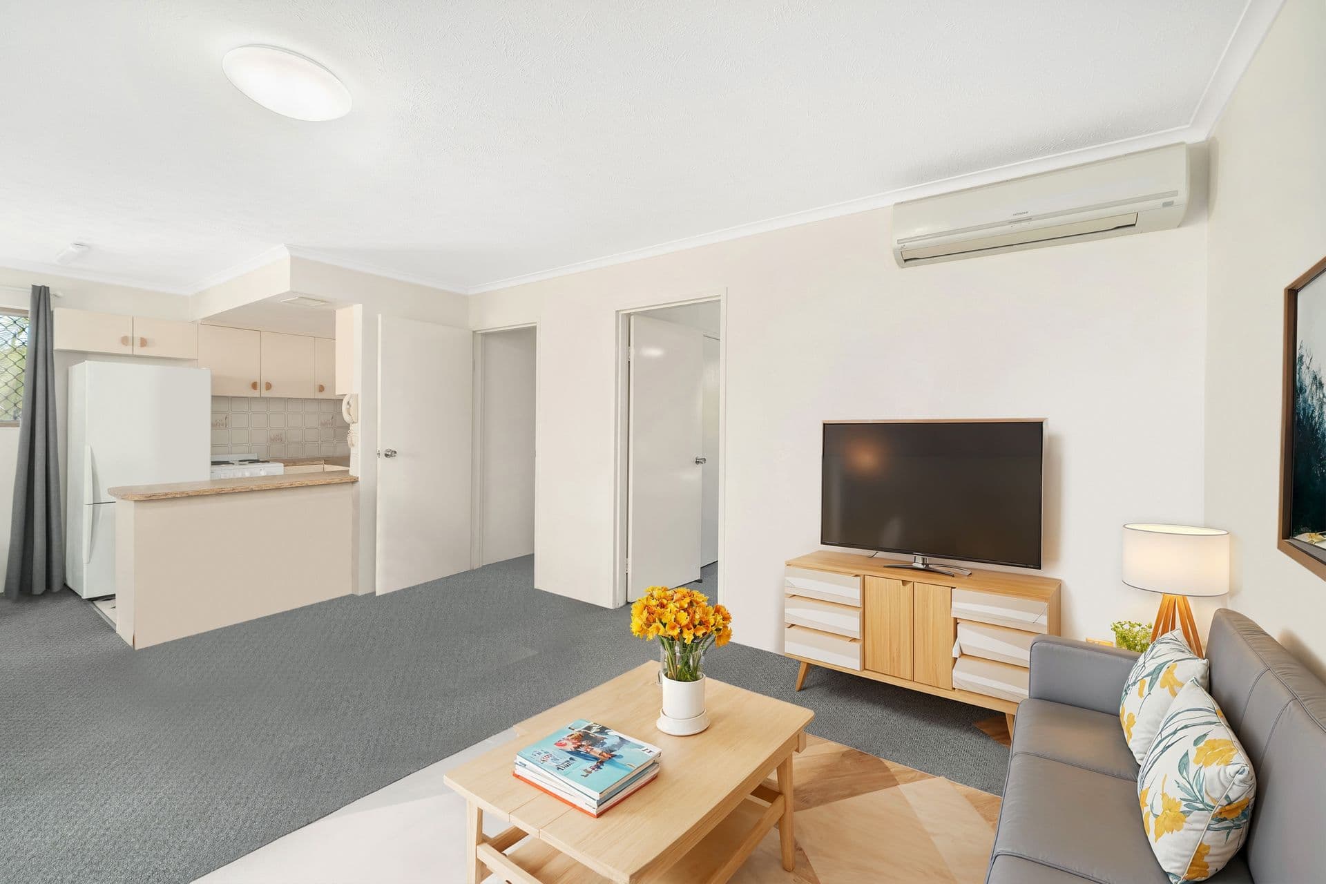 1/7 Henry Street, Redcliffe, QLD, 4020, Redcliffe - Thumbnail 2