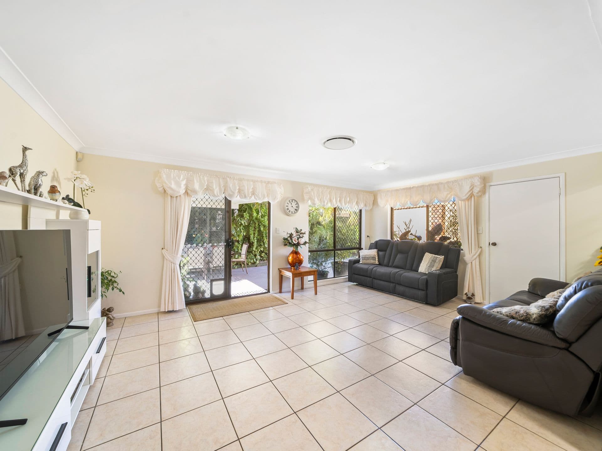 8 Amersham Street, Kippa-ring, QLD, 4021, Kippa-Ring - Thumbnail 4