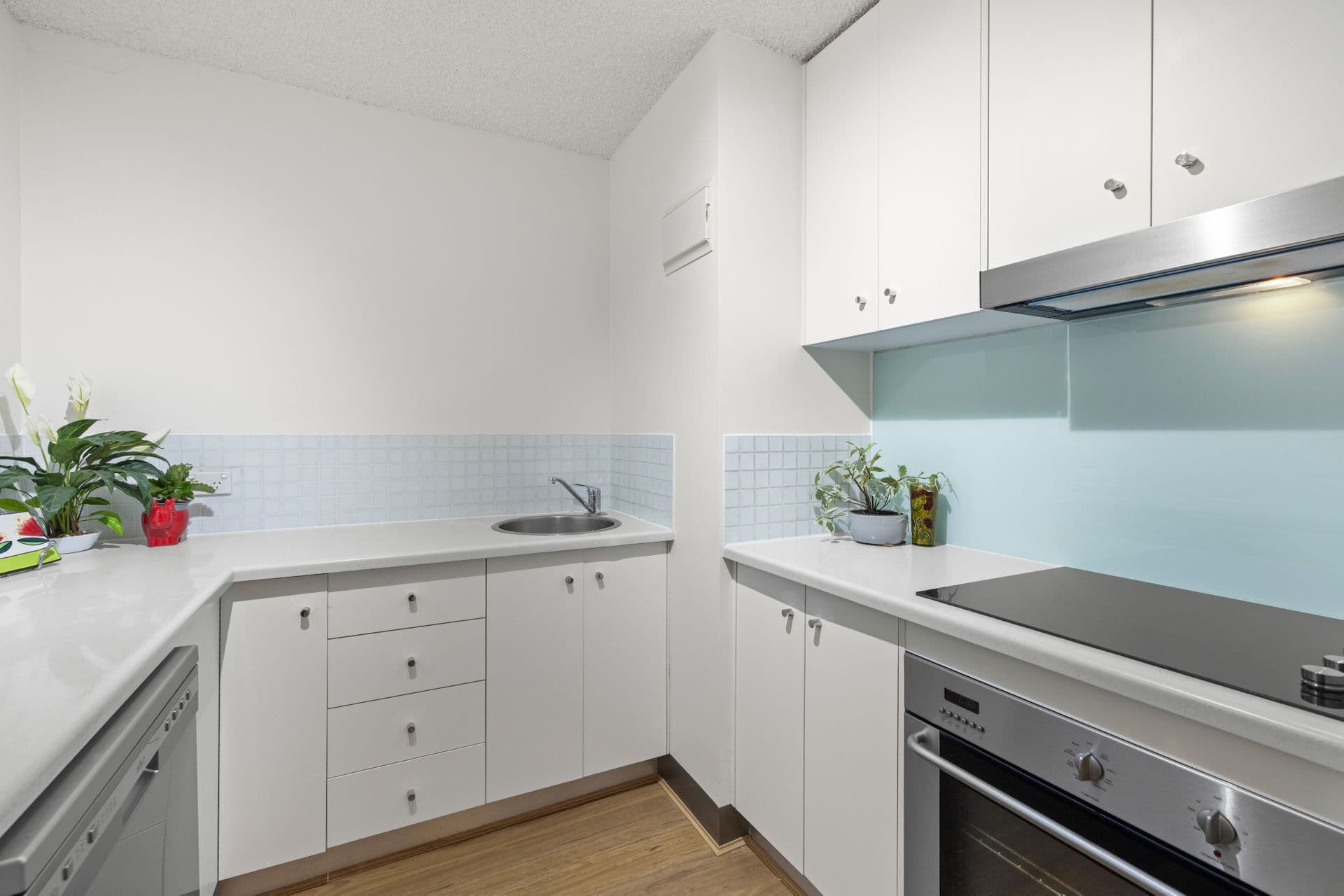 2/8 Moffatt Street, Scarborough, QLD, 4020, Scarborough - Thumbnail 3