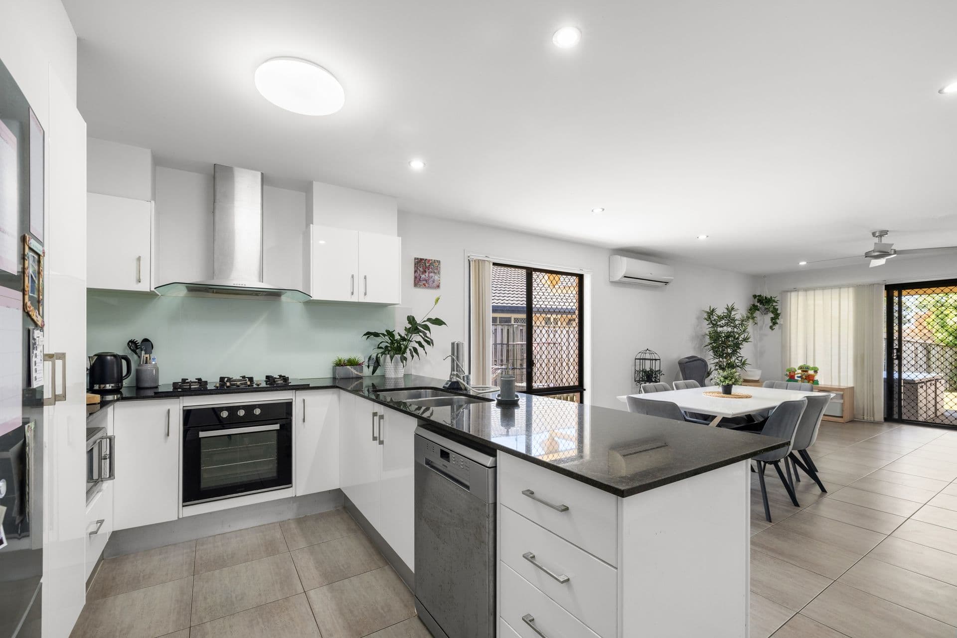 33 Bluejay Circuit, Morayfield, QLD, 4506, Morayfield - Thumbnail 5