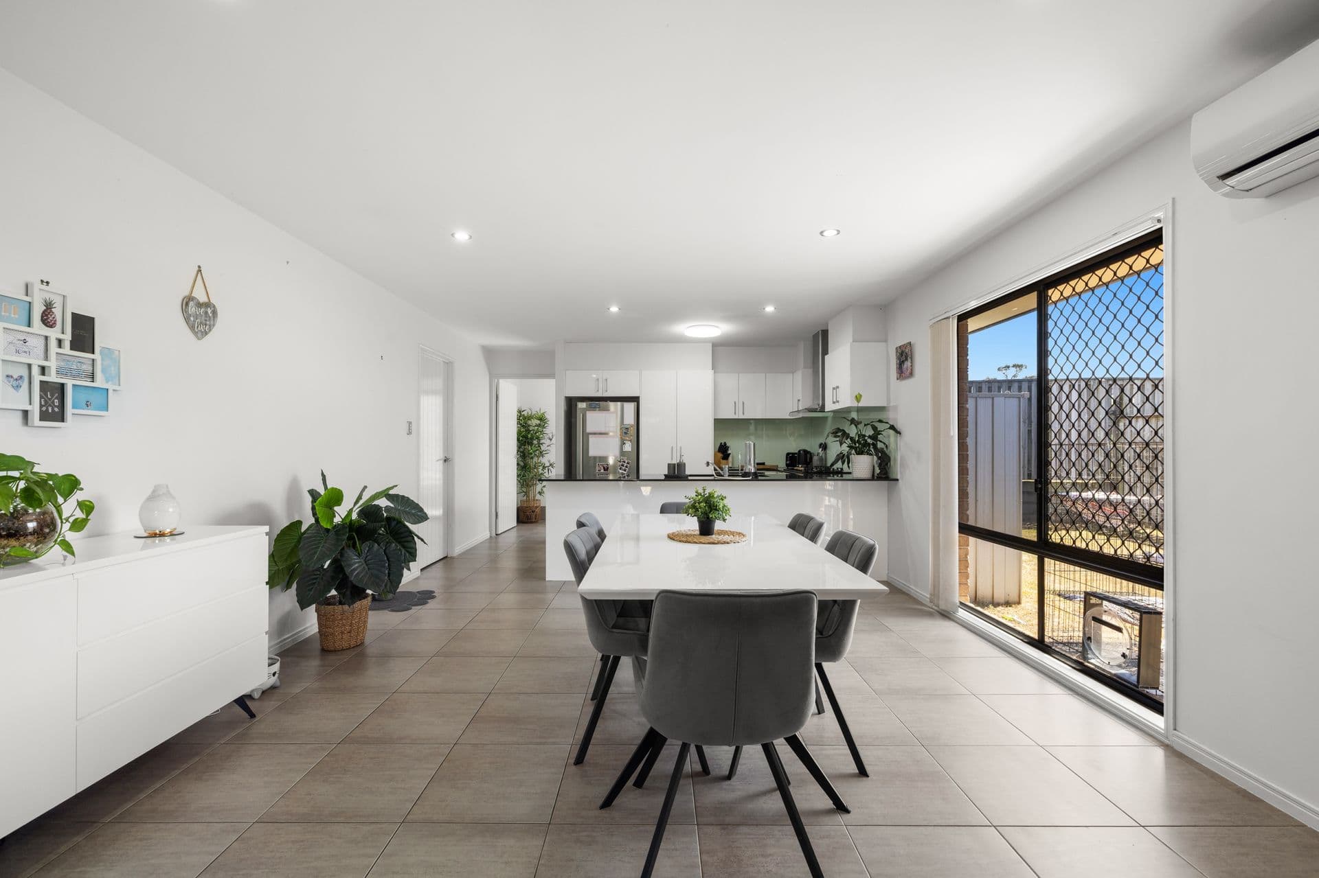 33 Bluejay Circuit, Morayfield, QLD, 4506, Morayfield - Thumbnail 3