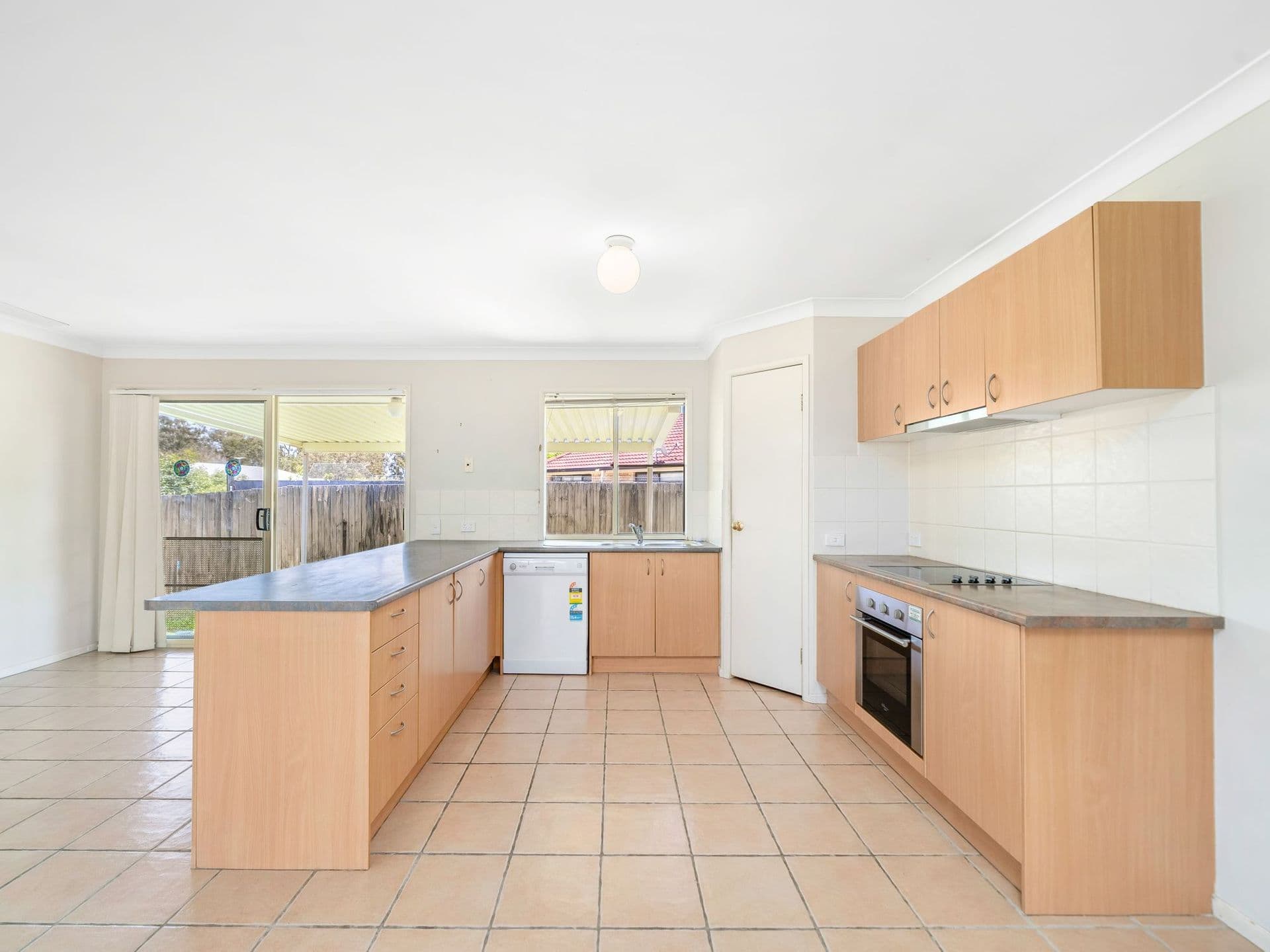 5 Nique Court, Redcliffe, QLD, 4020, Redcliffe - Thumbnail 6