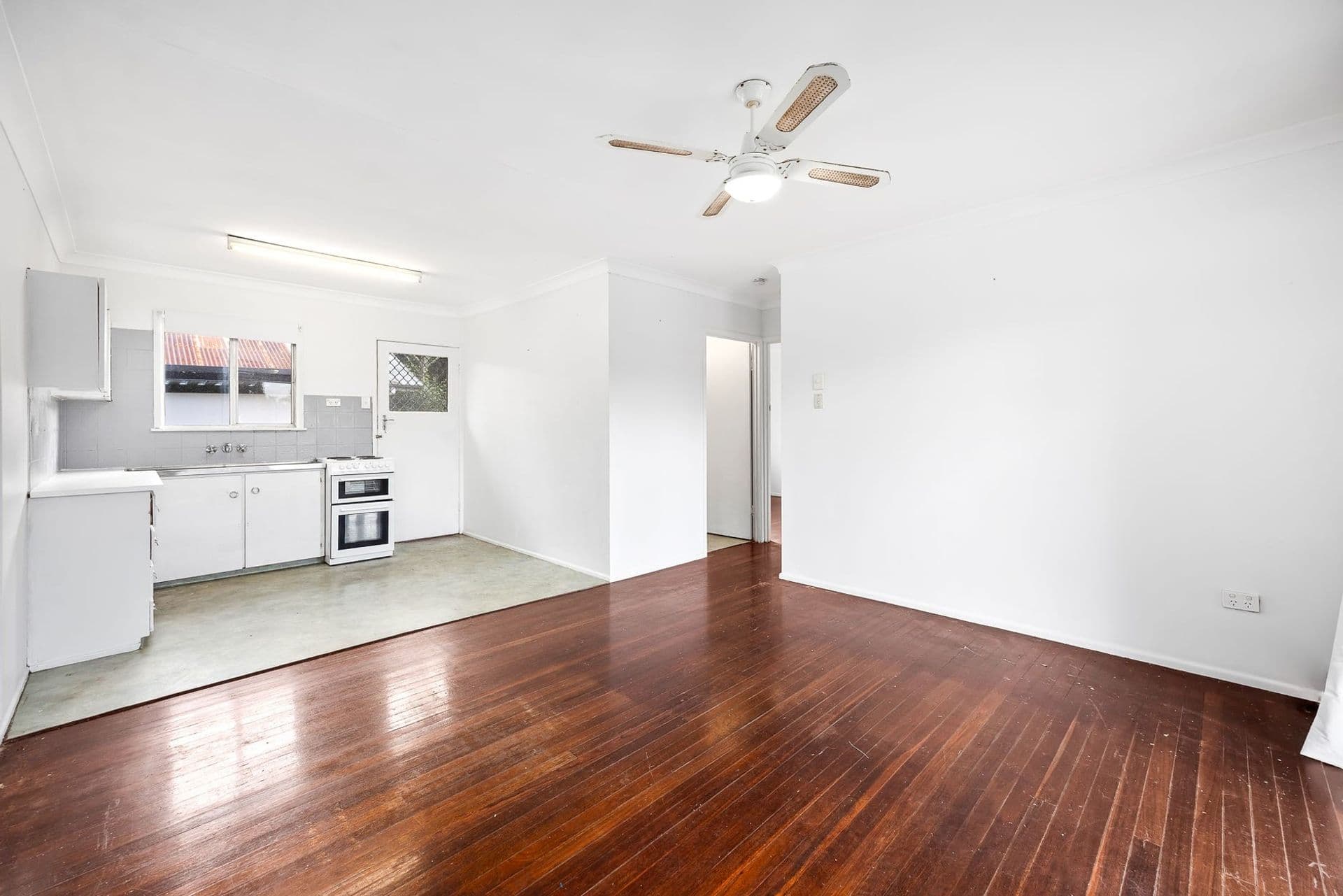 3/207 Victoria Avenue, Margate, QLD, 4019, Margate - Thumbnail 2