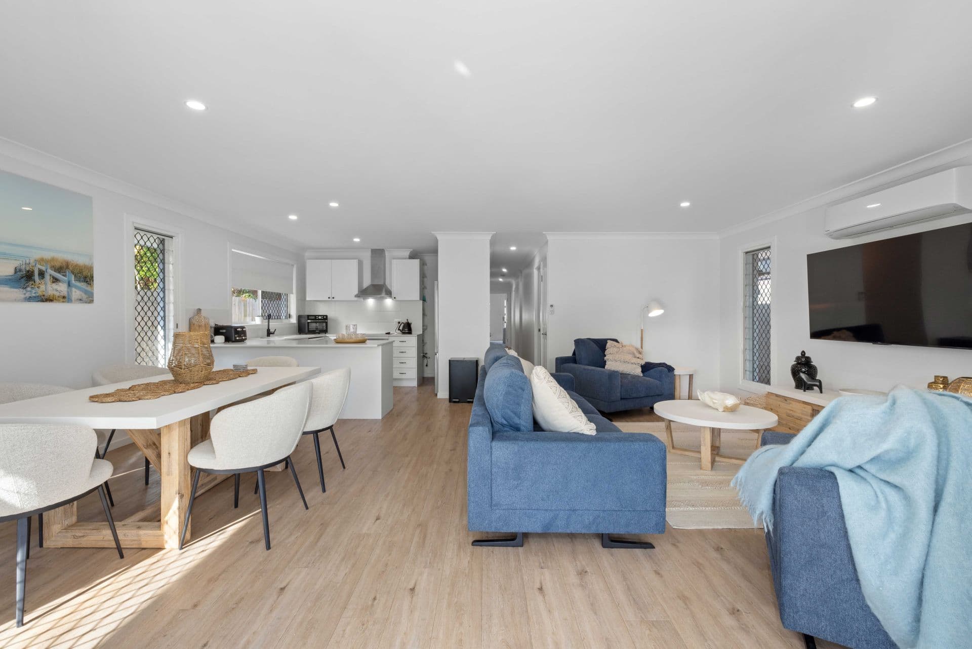 99-101 Landsborough Ave, Scarborough, QLD, 4020, Scarborough - Thumbnail 2