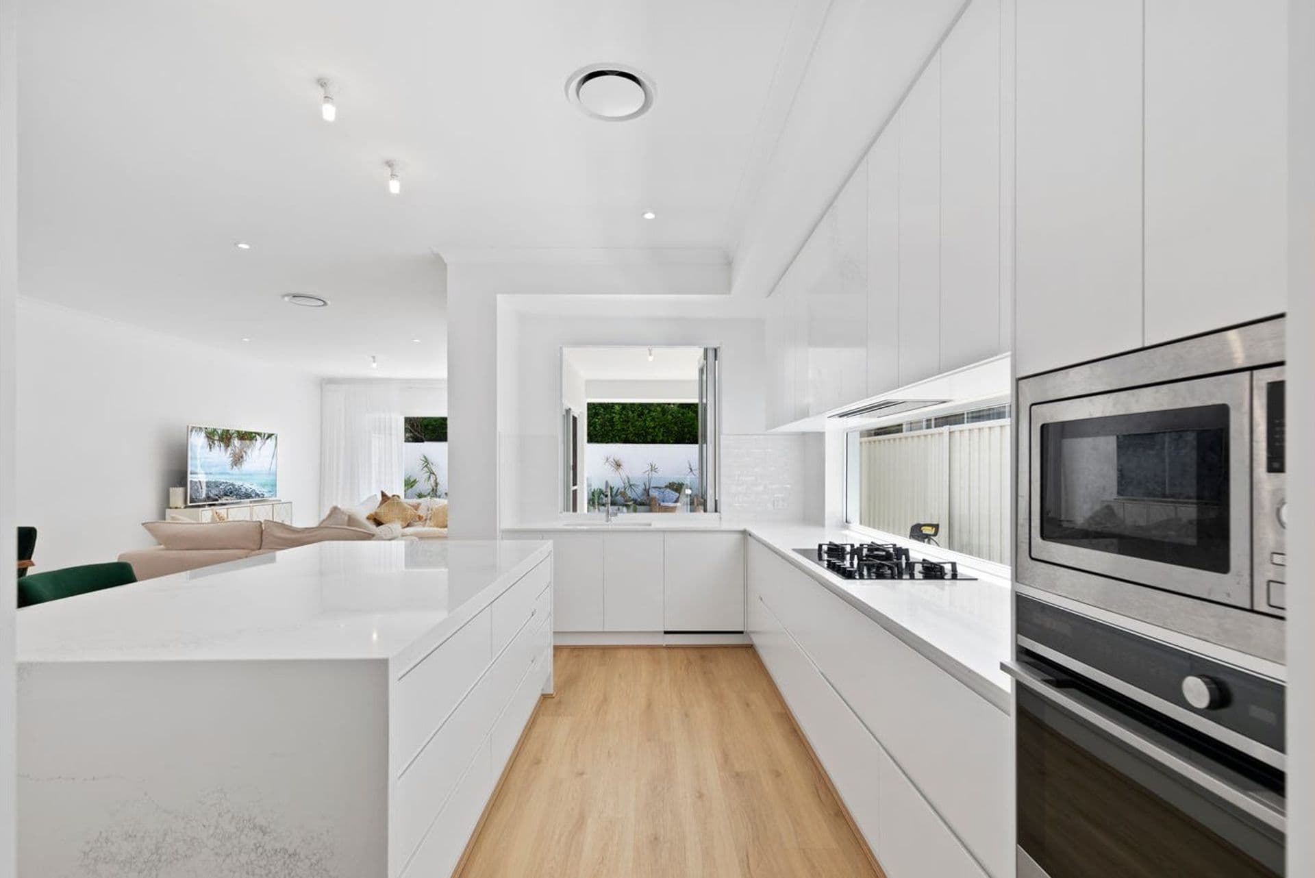 163 Prince Edward Parade, Scarborough, QLD, 4020, Scarborough - Thumbnail 5