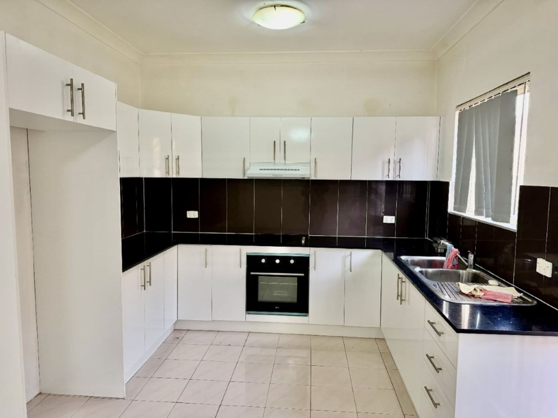 2/57 Nelson Street, Fairfield, NSW, 2165, Fairfield - Thumbnail 2