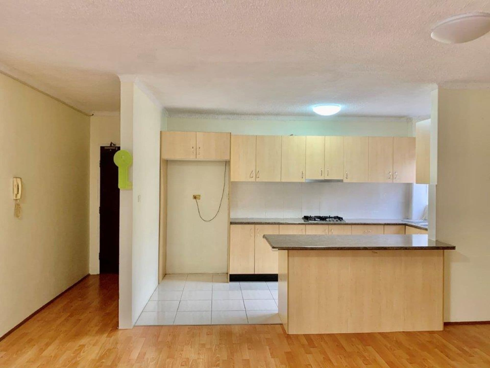 6/118 Cabramatta Road, Cabramatta, NSW, 2166, Cabramatta - Thumbnail 2