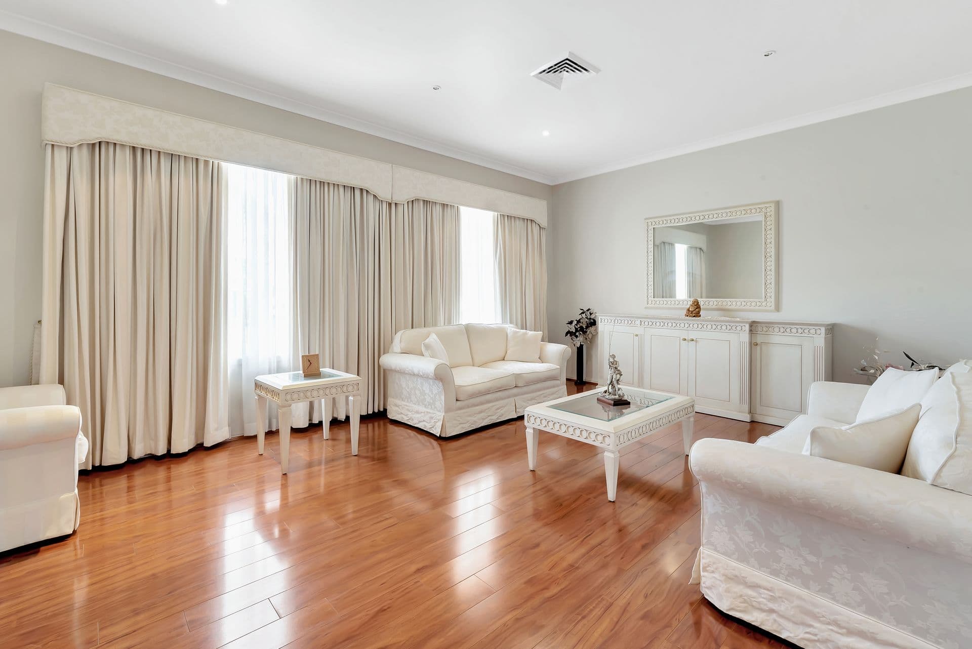 19 Heatherfield Close, Catherine Field, NSW, 2557, Catherine Field - Thumbnail 5