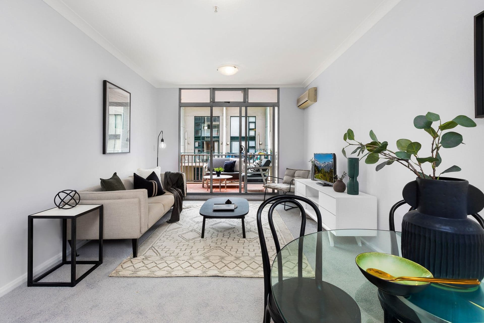 73/6 Poplar Street, Surry Hills, NSW, 2010, Surry Hills - Thumbnail 2