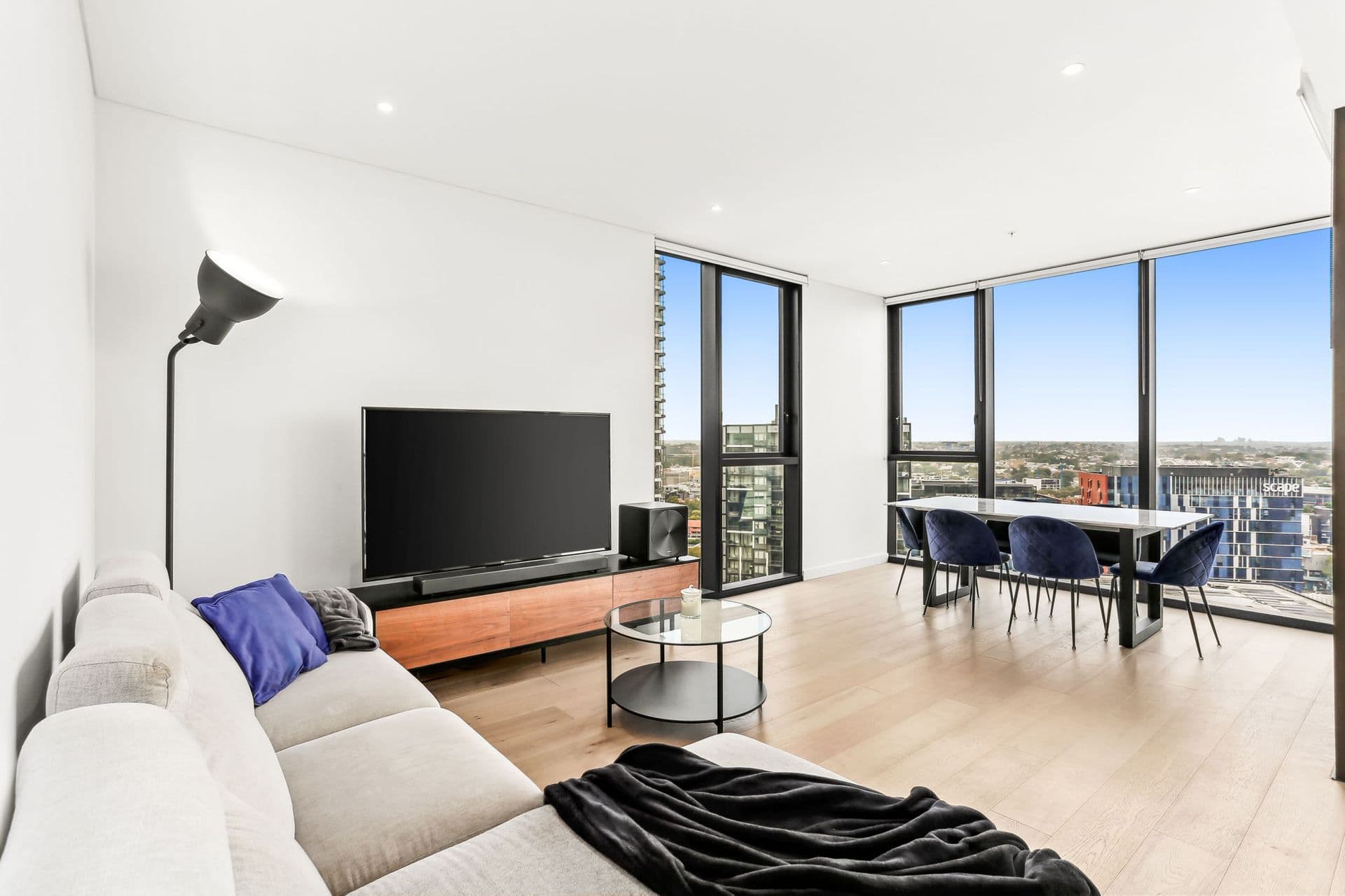2402/81 Harbour Street, Haymarket, NSW, 2000, Haymarket - Thumbnail 2