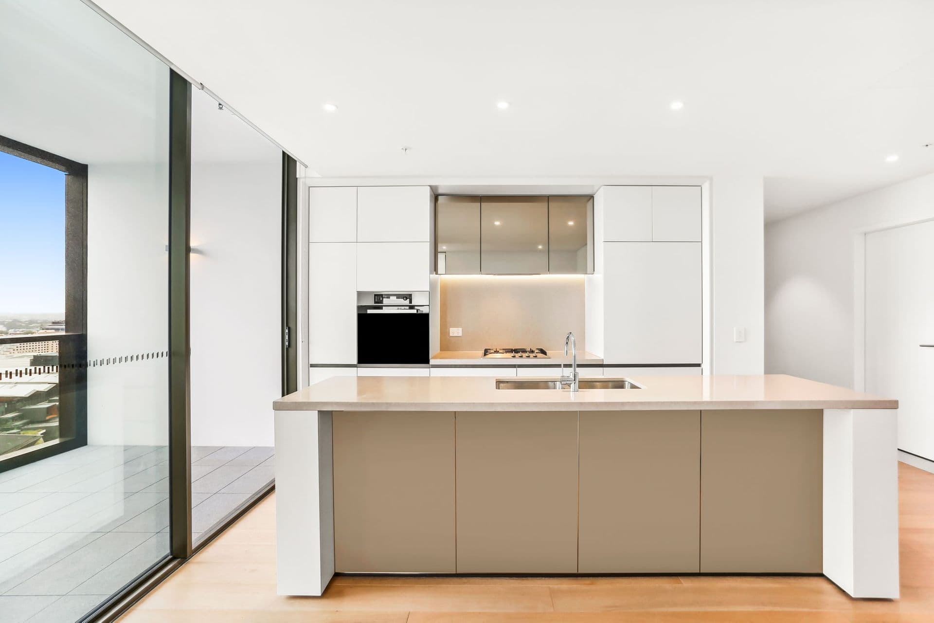 2402/81 Harbour Street, Haymarket, NSW, 2000, Haymarket - Thumbnail 4