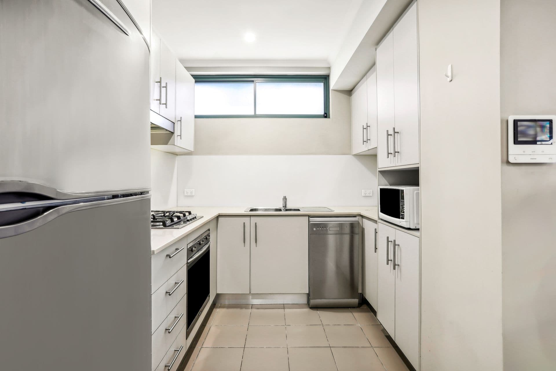 18/2 Tilford Street, Zetland, NSW, 2017, Zetland - Thumbnail 2