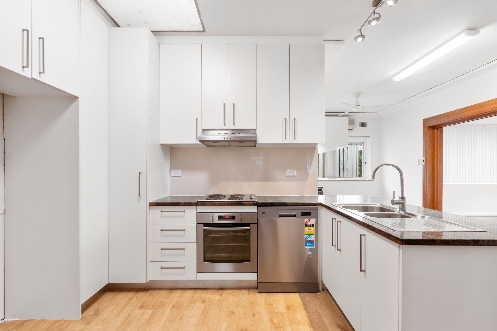 2 Mckinnon Avenue, Five Dock, NSW, 2046, Five Dock - Thumbnail 5
