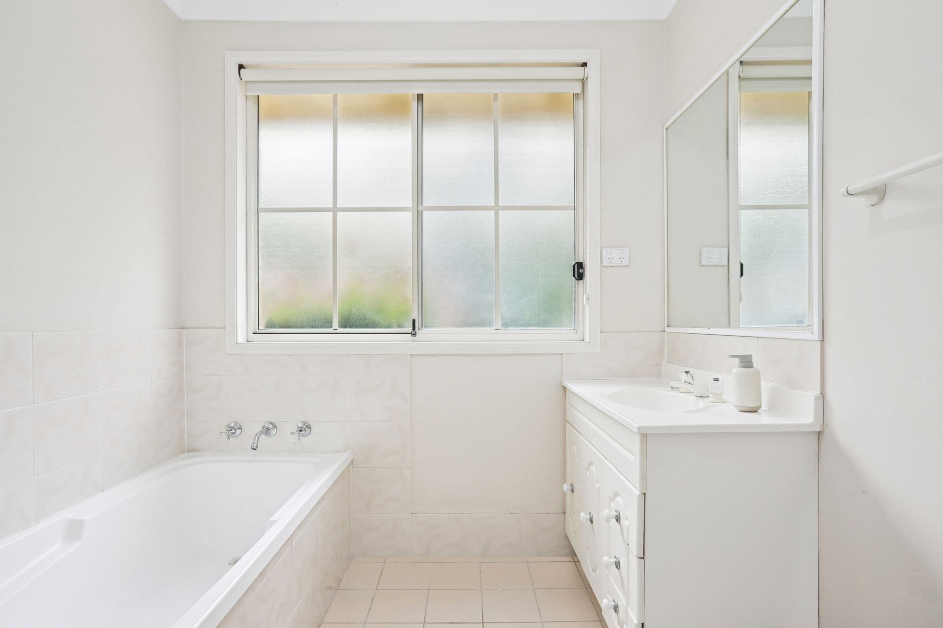 1/44 Ballandella Road, Toongabbie, NSW, 2146, Toongabbie - Thumbnail 3