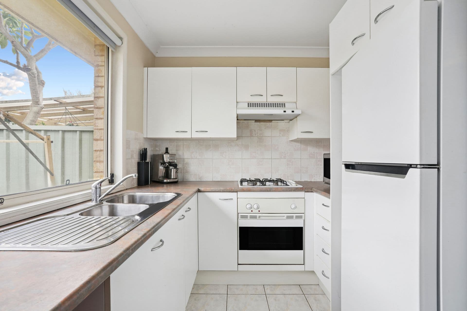 1/44 Ballandella Road, Toongabbie, NSW, 2146, Toongabbie - Thumbnail 2