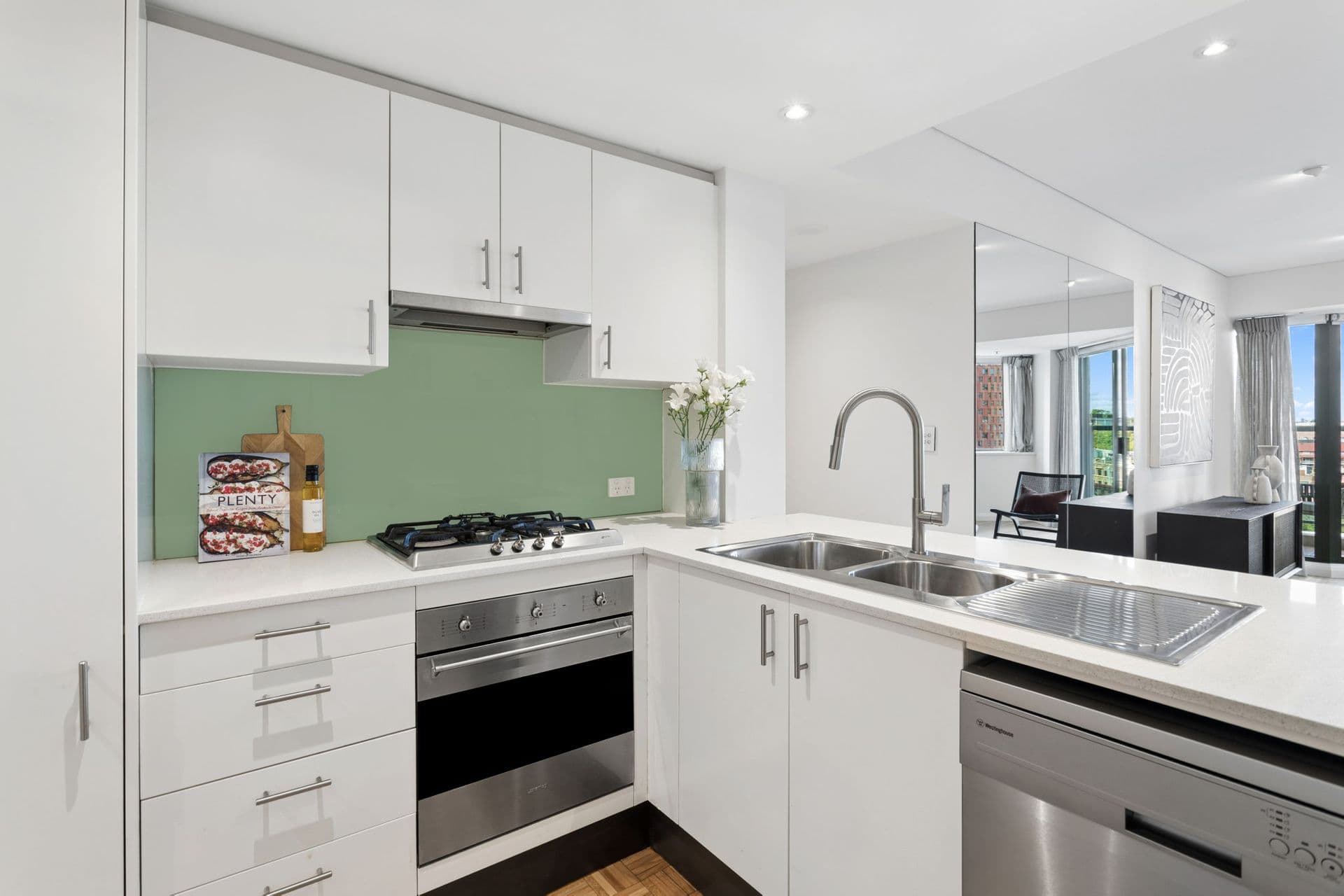 911/2 Quay Street, Haymarket, NSW, 2000, Haymarket - Thumbnail 2