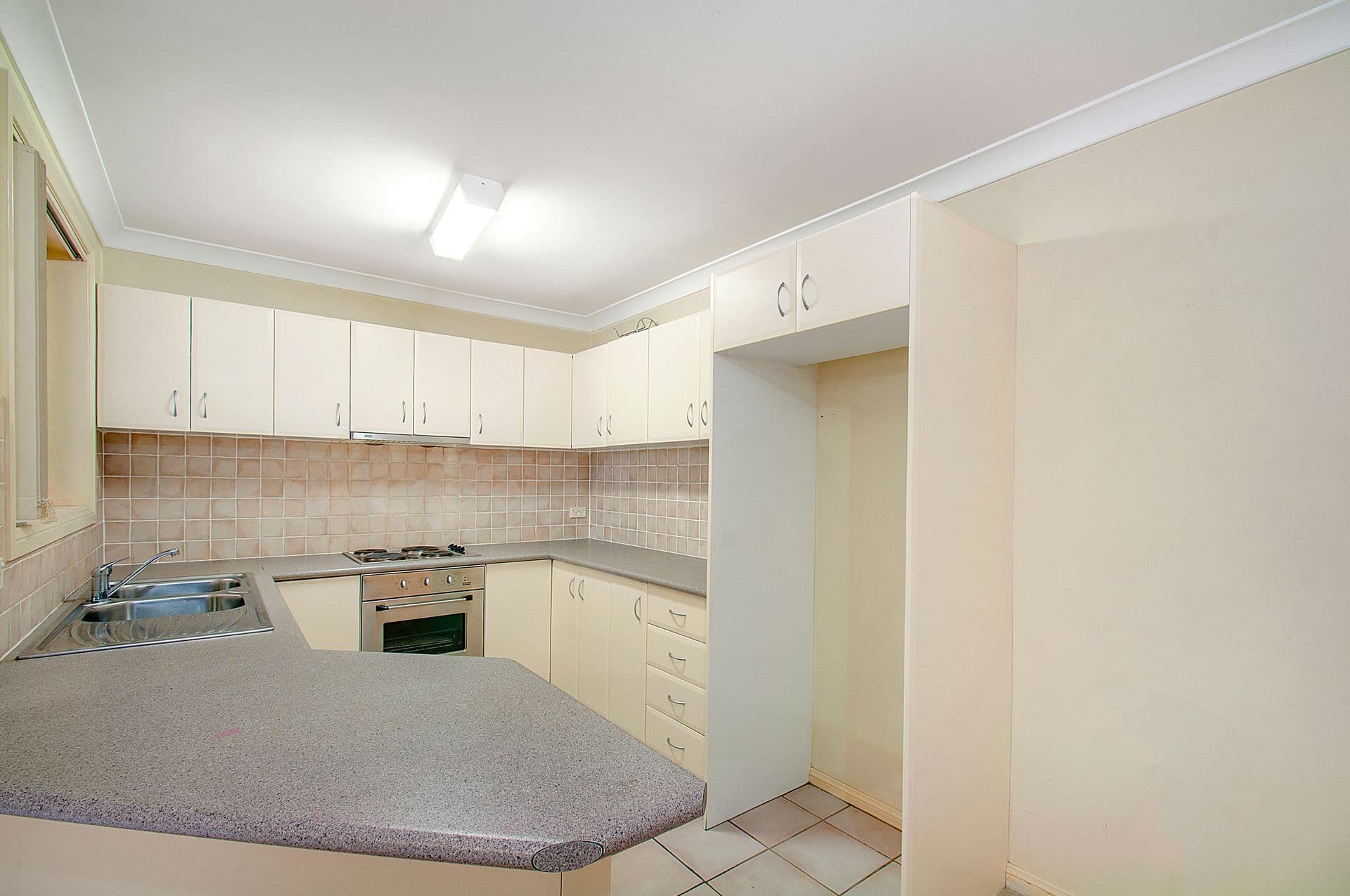 2A/77 Girraween Road, Girraween, NSW, 2145, Girraween - Thumbnail 3