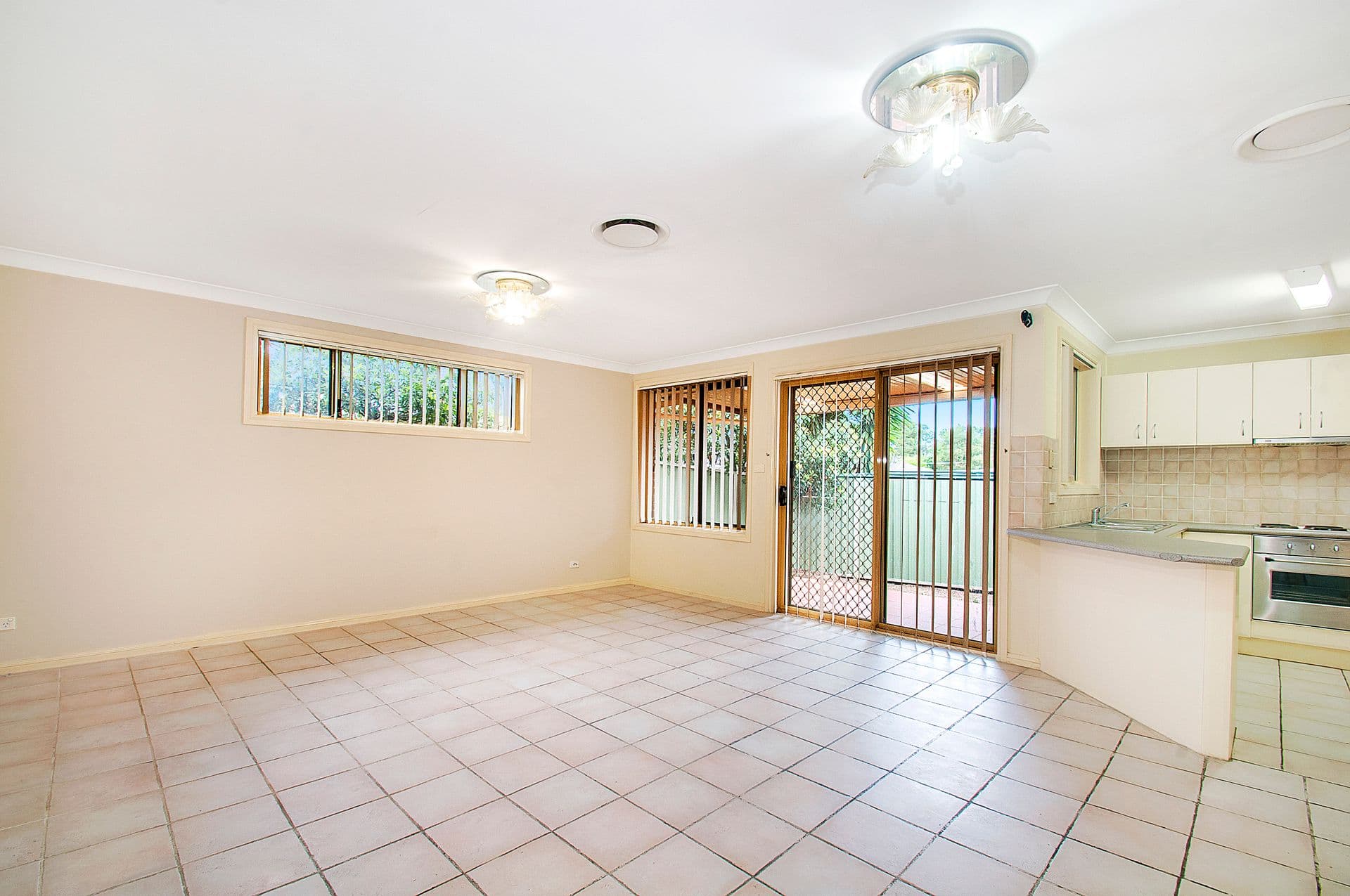 2A/77 Girraween Road, Girraween, NSW, 2145, Girraween - Thumbnail 2