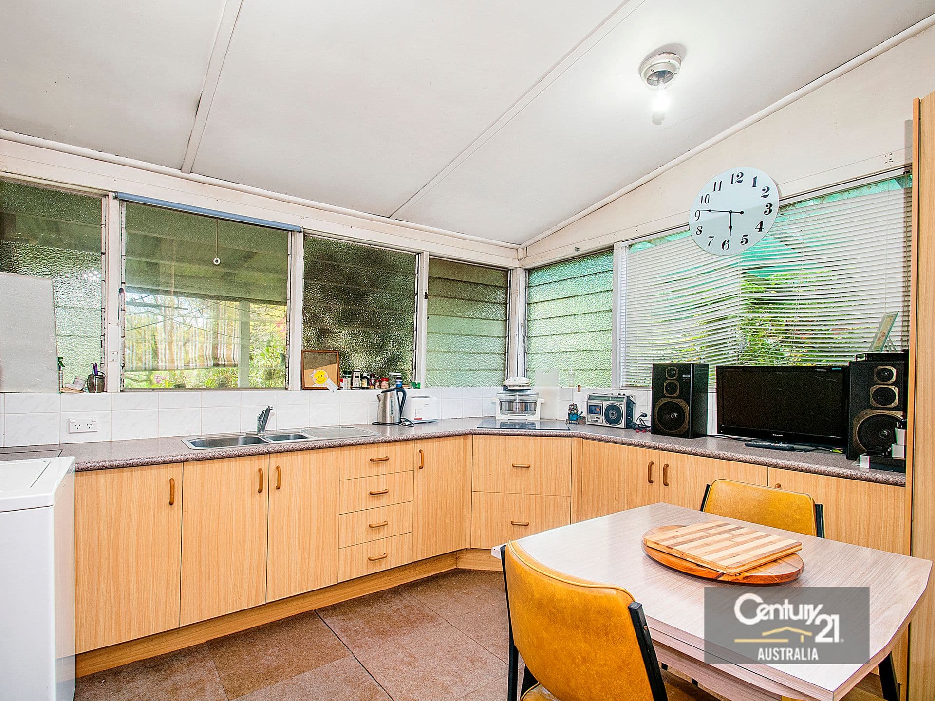 23 Binya Street, Pendle Hill, NSW, 2145, Pendle Hill - Thumbnail 5