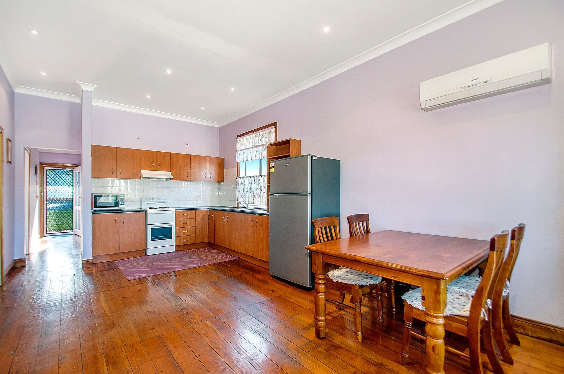 39 Wisdom Street, Guildford West, NSW, 2161, Guildford West - Thumbnail 4