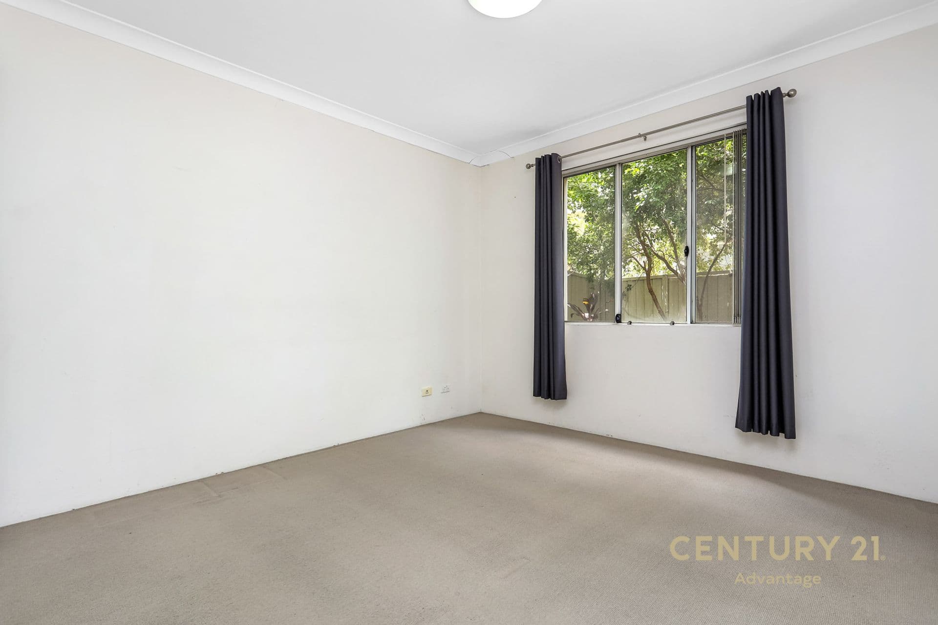 1/2-12 Civic Ave, Pendle Hill, NSW, 2145, Pendle Hill - Thumbnail 4