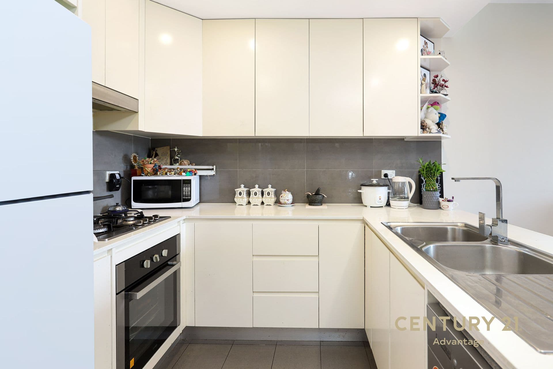 3/29-33 Joyce Street, Pendle Hill, NSW, 2145, Pendle Hill - Thumbnail 3