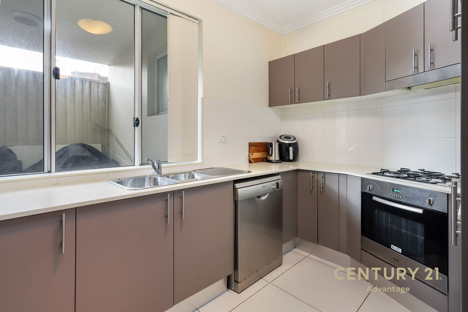 63/2-12 Civic Ave, Pendle Hill, NSW, 2145, Pendle Hill - Thumbnail 3