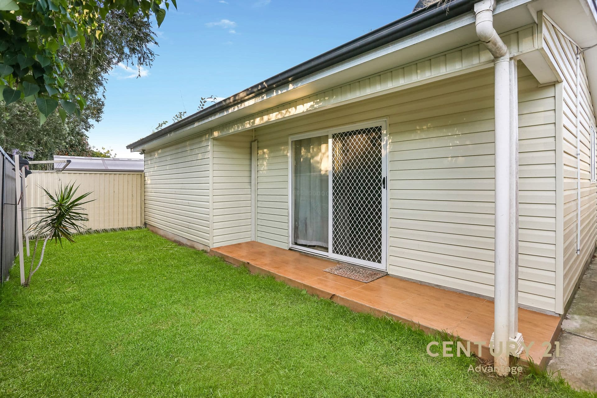 12 Preston Road, Old Toongabbie, NSW, 2146, Old Toongabbie - Thumbnail 2