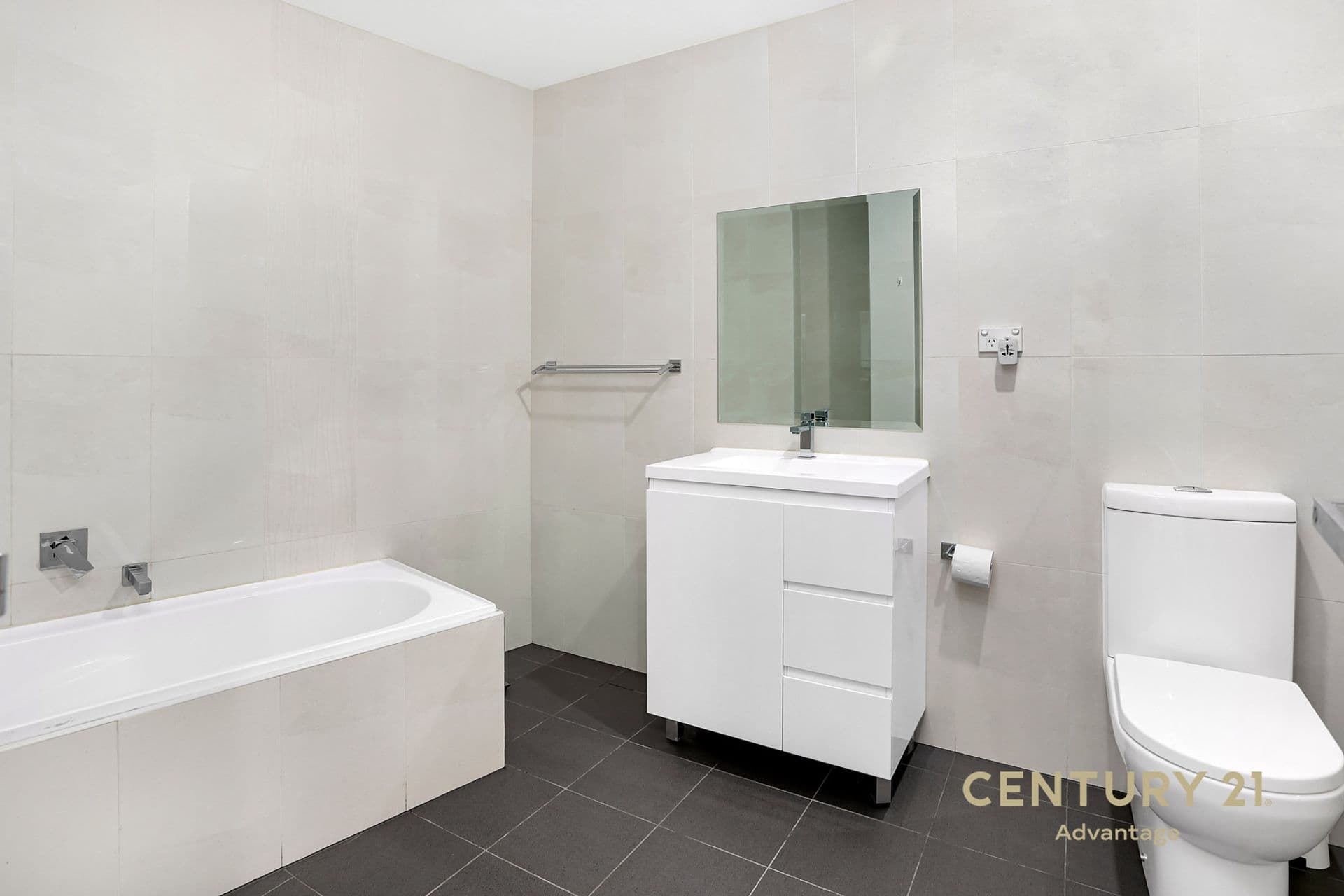 1/29-33 Joyce Street, Pendle Hill, NSW, 2145, Pendle Hill - Thumbnail 4