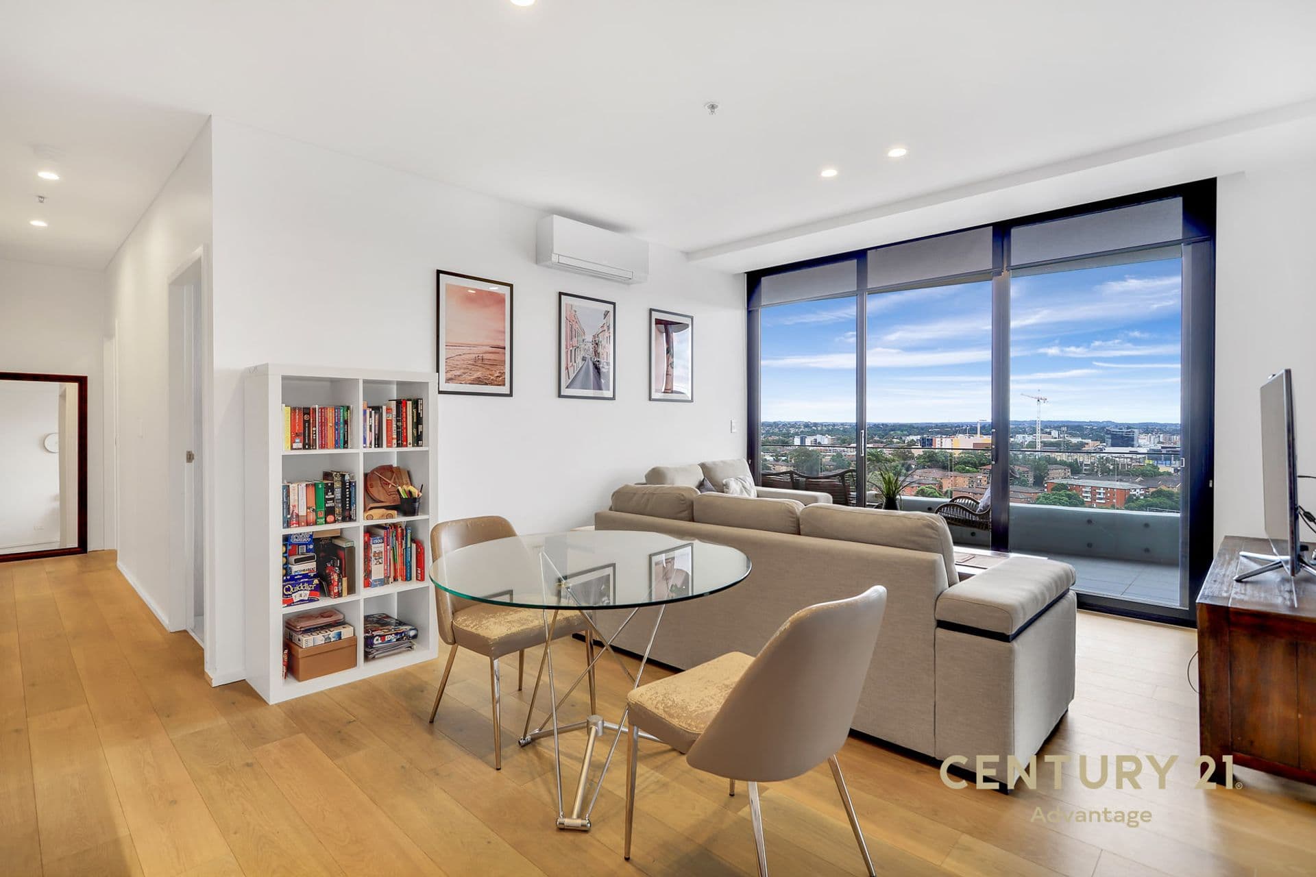 1801/6A Atkinson Street, Liverpool, NSW, 2170, Liverpool - Thumbnail 4
