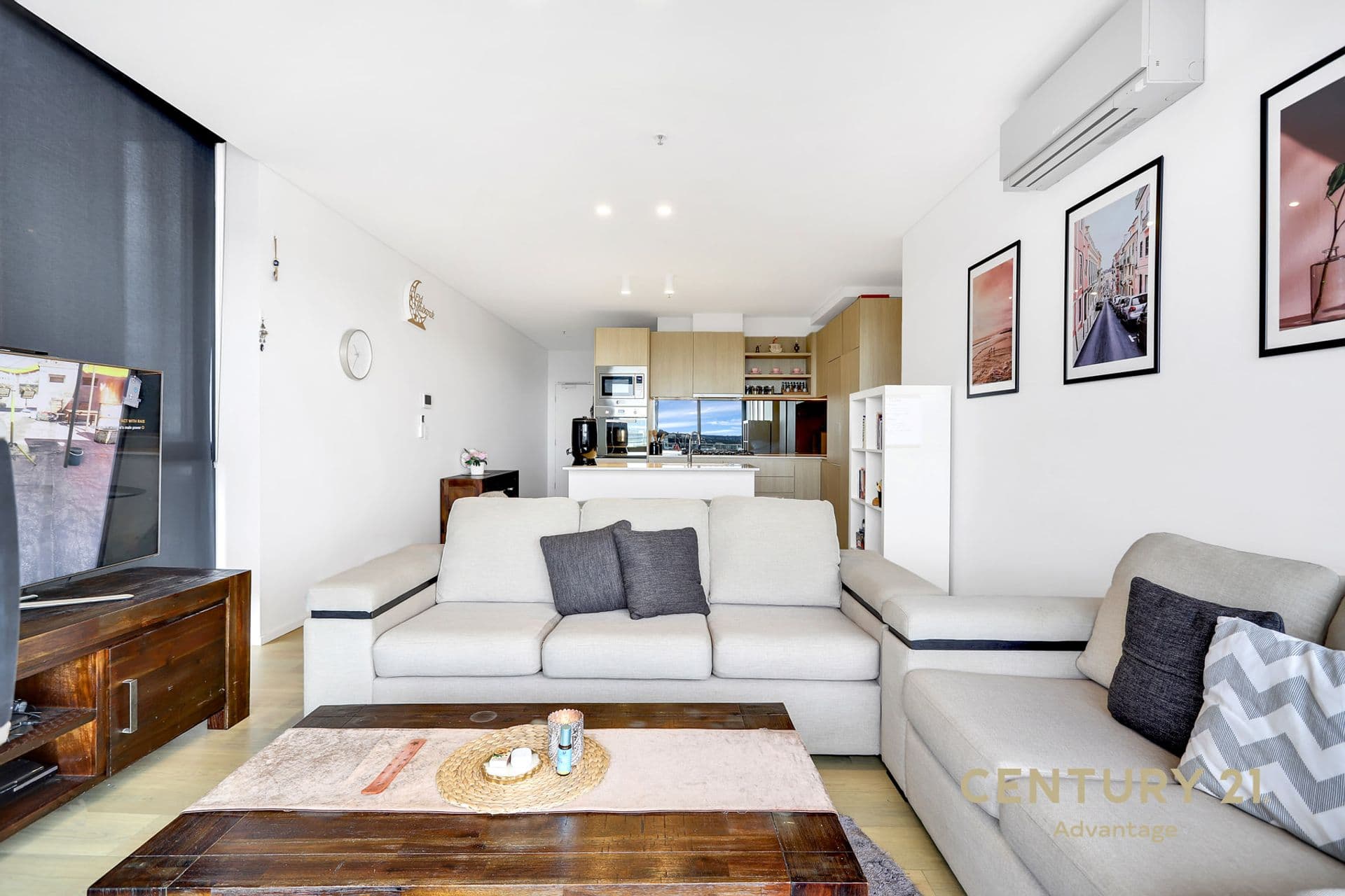 1801/6A Atkinson Street, Liverpool, NSW, 2170, Liverpool - Thumbnail 3