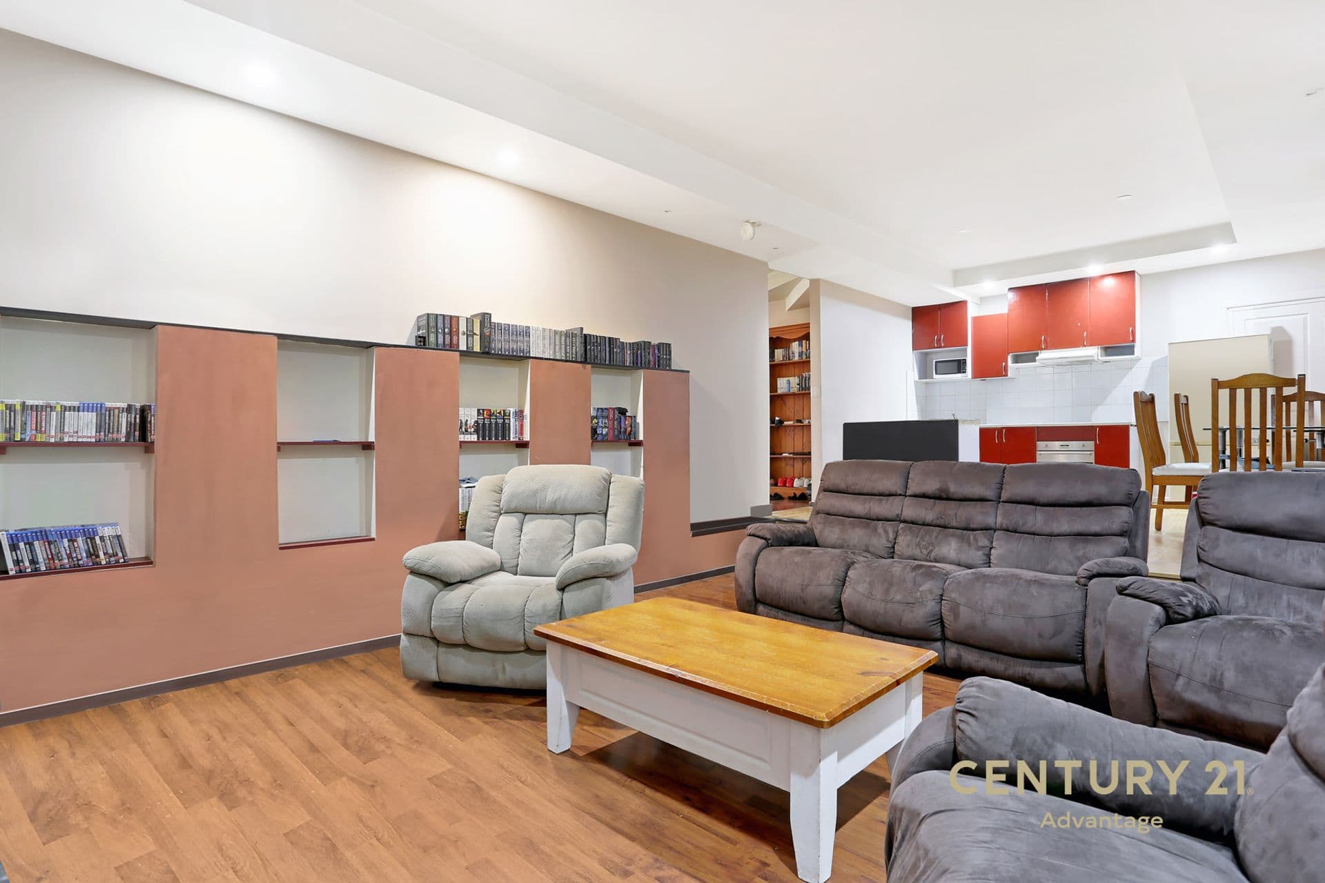 1 Lorraine Street, Seven Hills, NSW, 2147, Seven Hills - Thumbnail 2